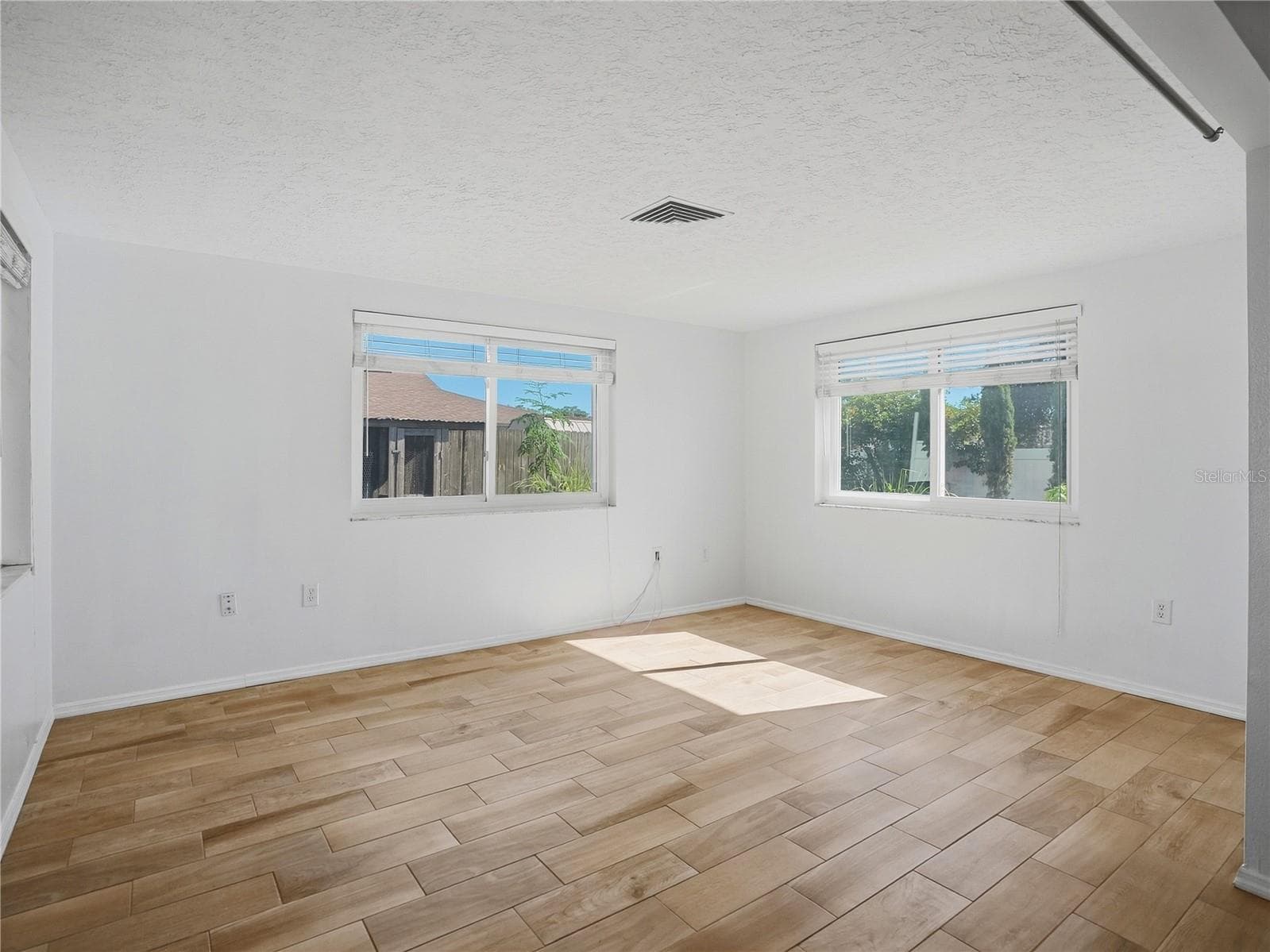 Family Room - 6743 LARCHMONT AVE, NEW PORT RICHEY