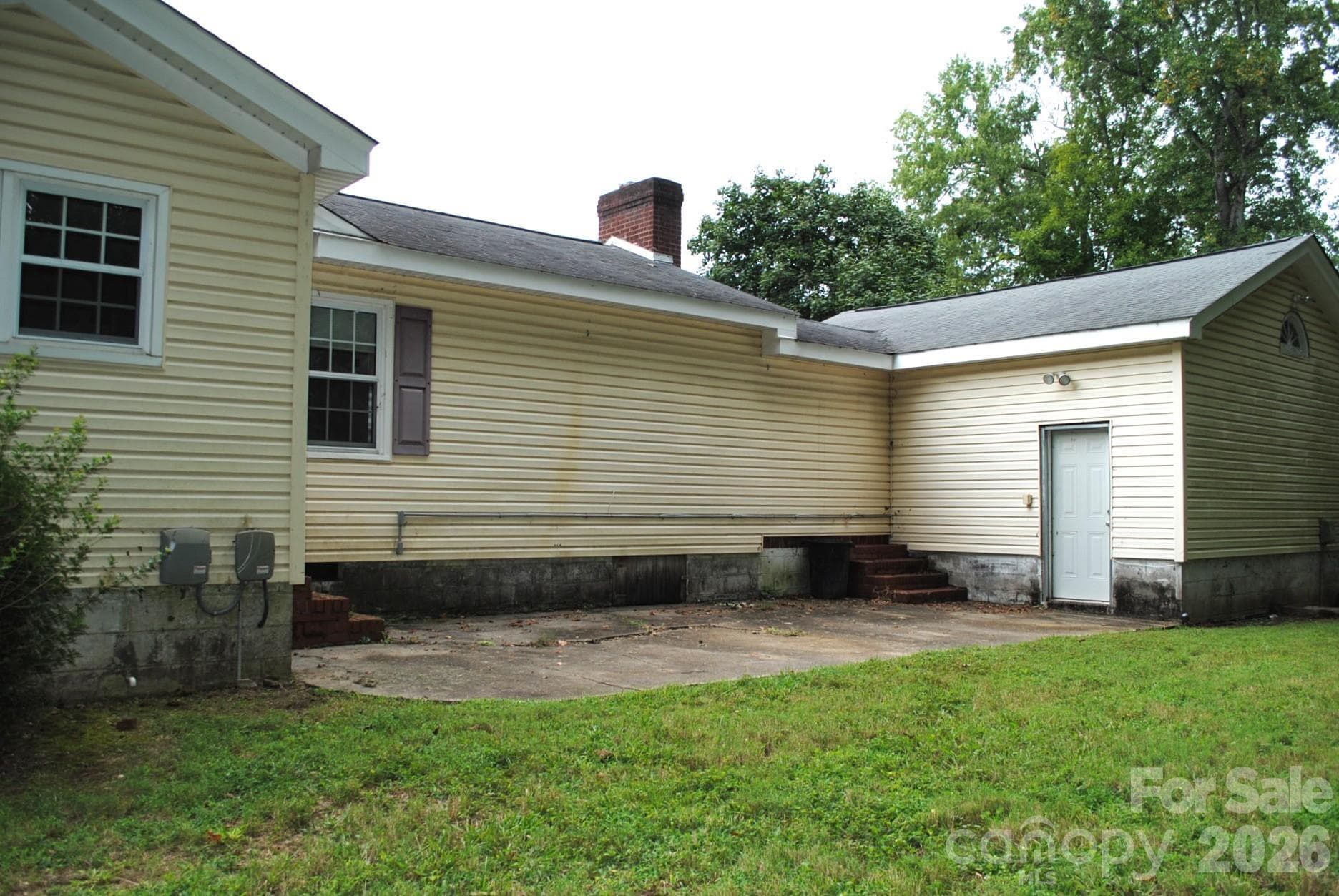 Single Family Residence at 636 Statesville Boulevard, Salisbury, photo 17 of 18
