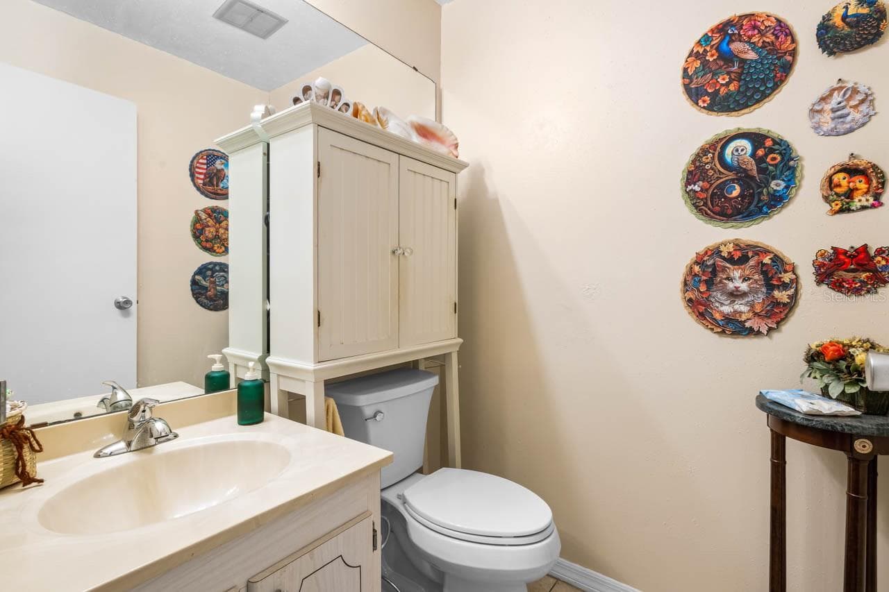 Half Bathroom - 302 S ANDOVER PL S #158, SUN CITY CENTER