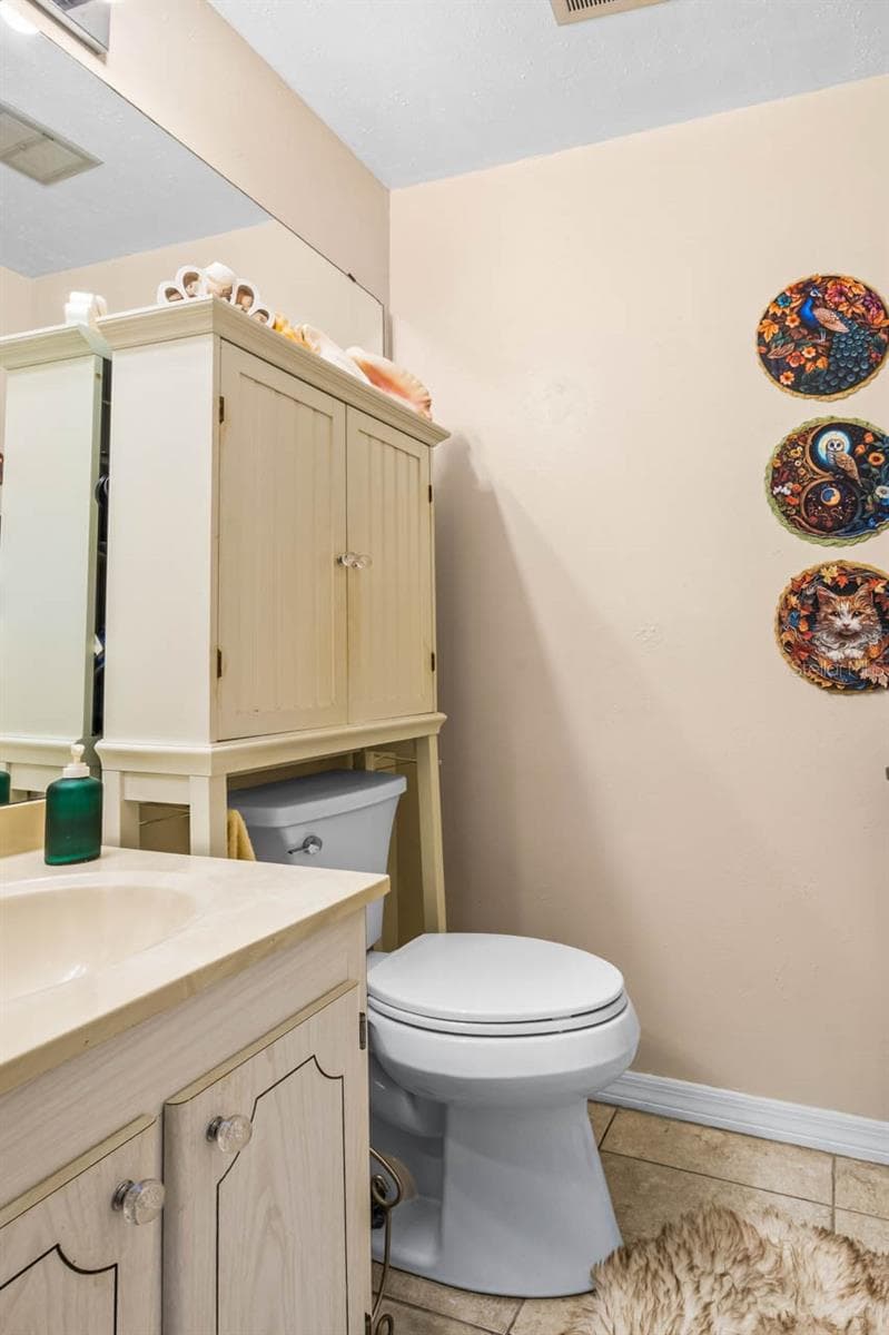 Half Bath - 302 S ANDOVER PL S #158, SUN CITY CENTER