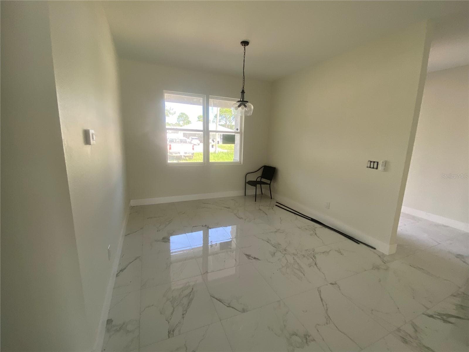dining area - 410 CITROEN DR, SEBRING