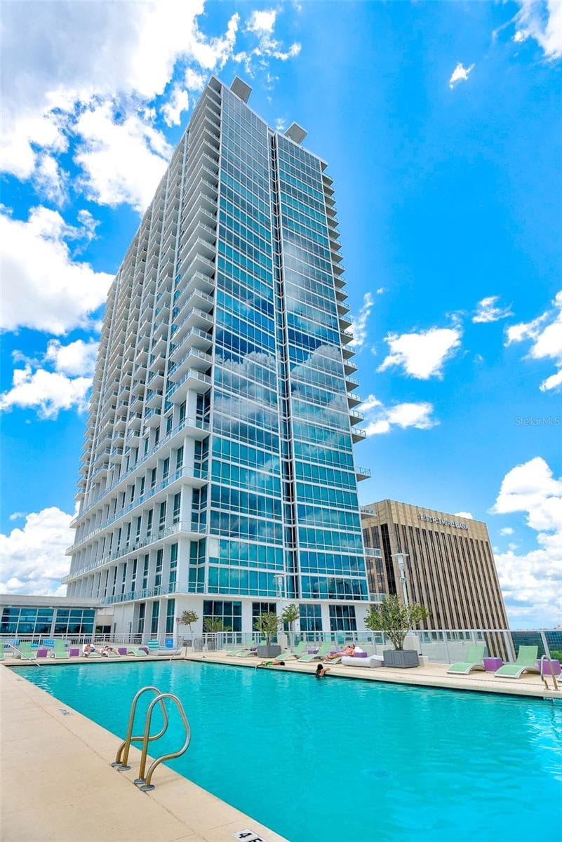 Condominium at 150 E ROBINSON ST #2005, ORLANDO, photo 34 of 40