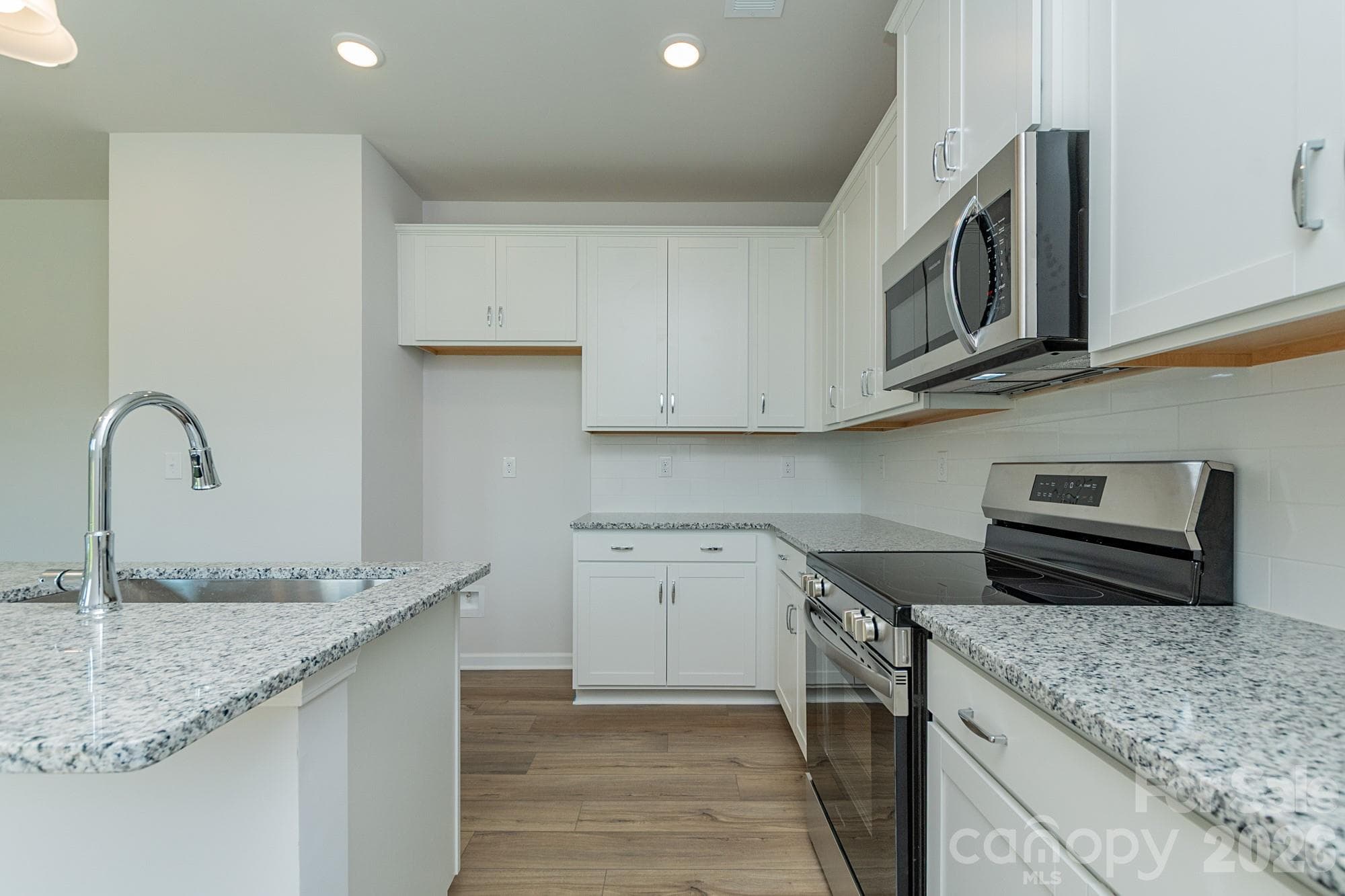 Single Family Residence at 4243 Ruth Creek Court, Charlotte, photo 7 of 34