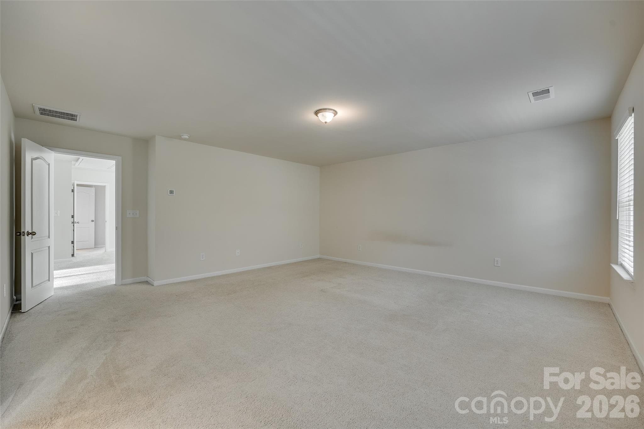 Single Family Residence at 910 Ashton Oak Court, Fort Mill, photo 32 of 48