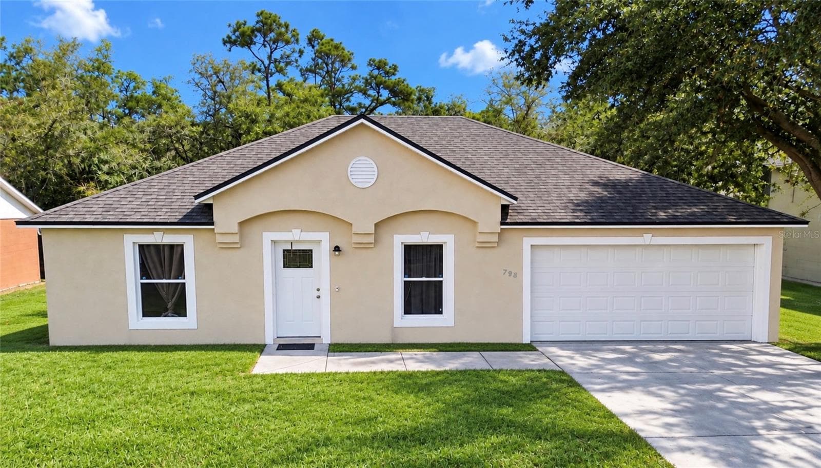 796 DEL PRADO DR