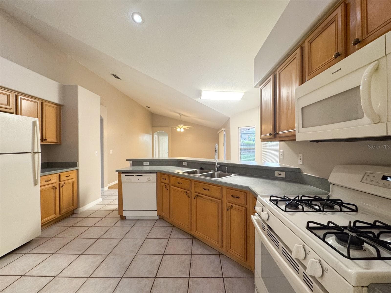 Single Family Residence at 14706 PEPPERMILL TRL, CLERMONT, photo 19 of 32