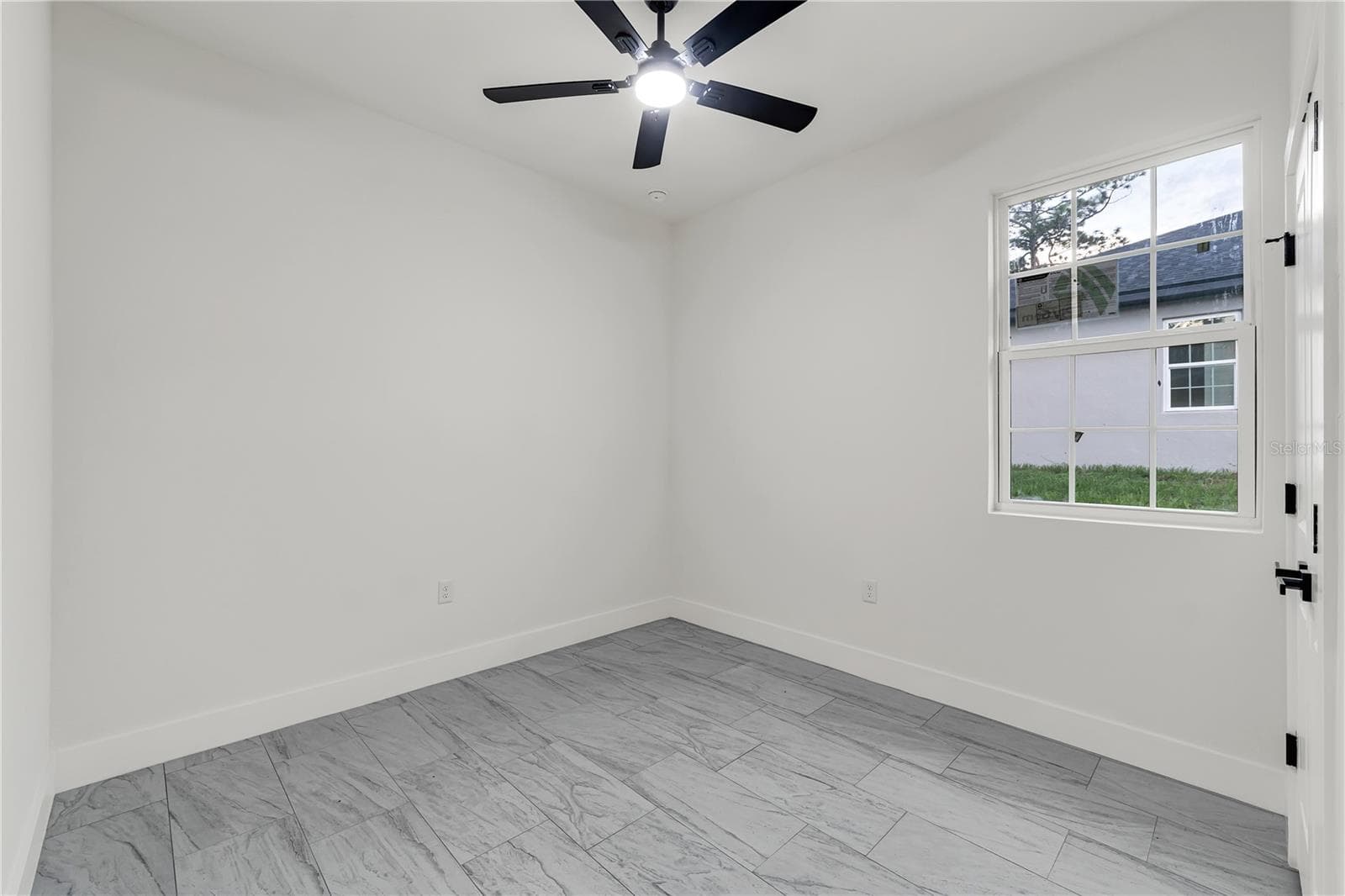 Single Family Residence at 1115 W CARY DR, CITRUS SPRINGS, photo 28 of 35