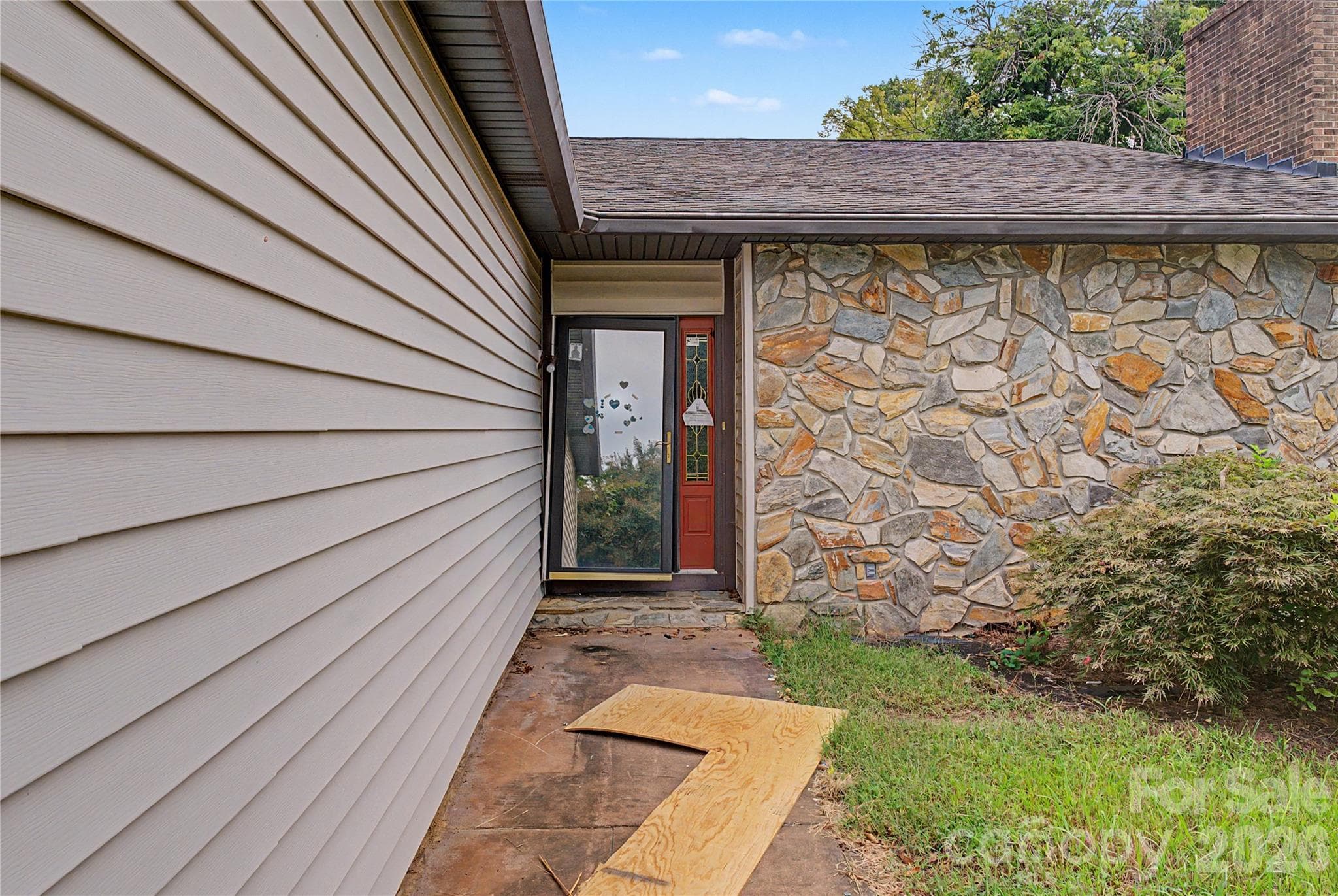 Single Family Residence at 102 Nob Hill Drive, Gaffney, photo 7 of 31