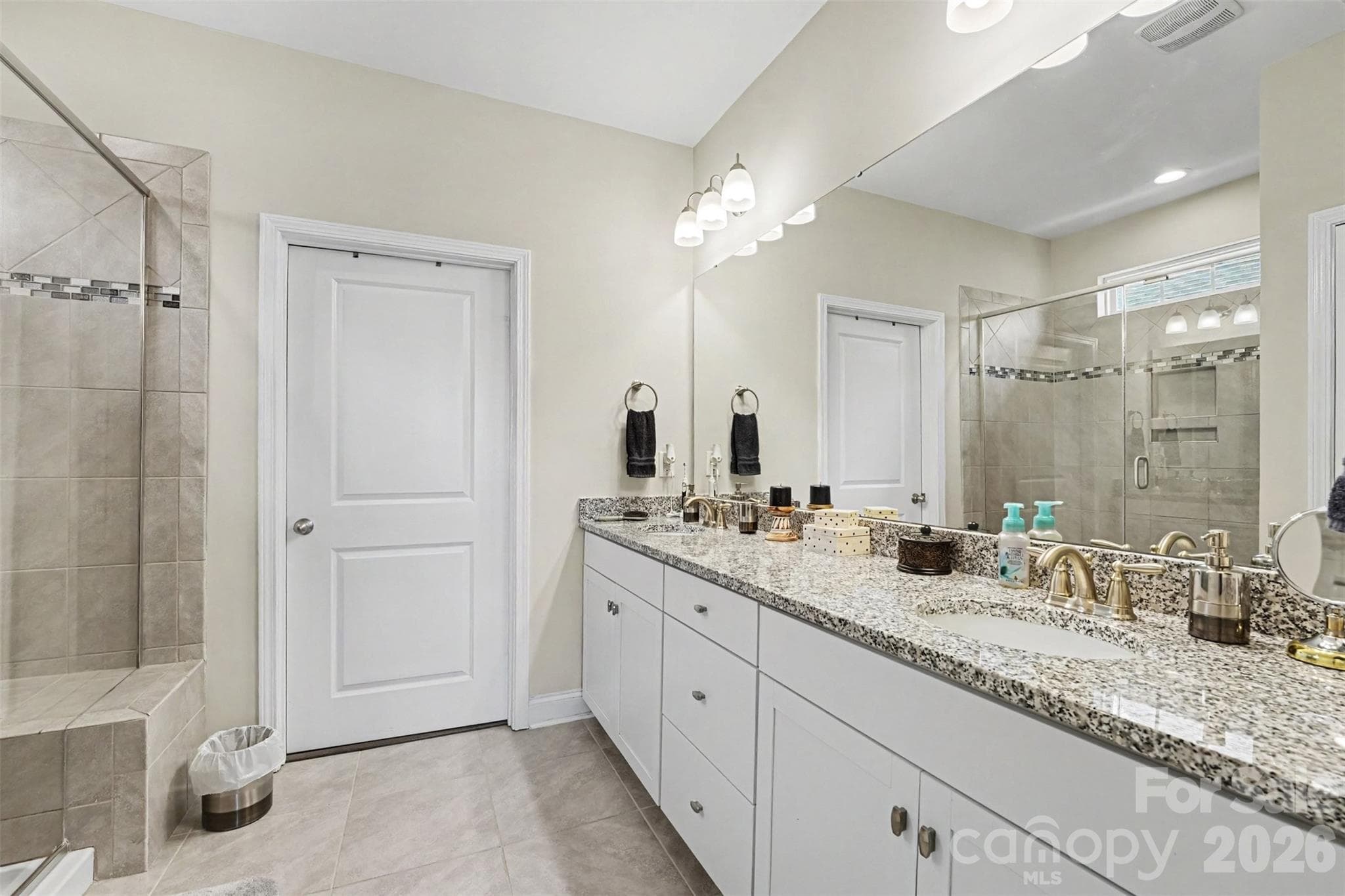 Single Family Residence at 110 Boatwright Lane, Mooresville, photo 10 of 27