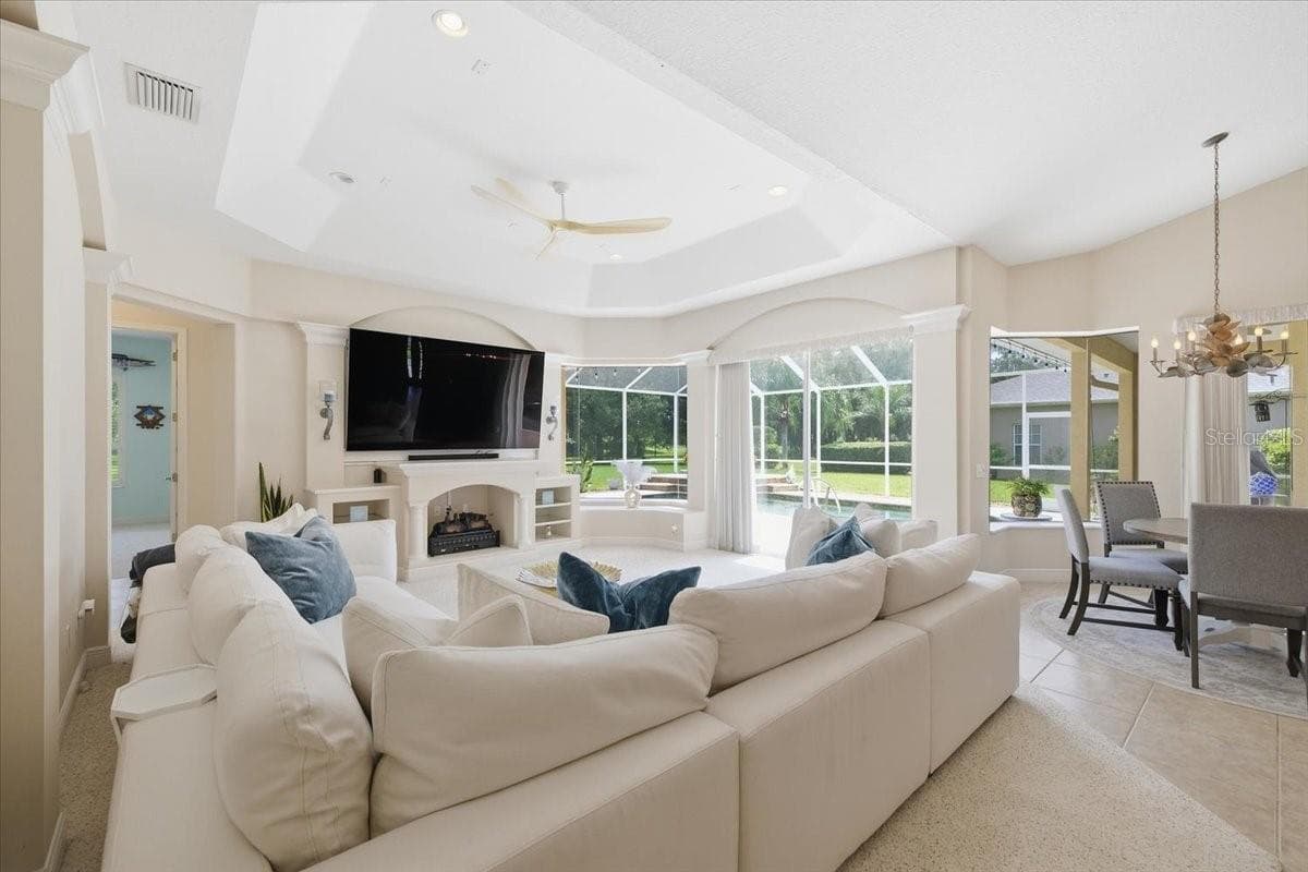 Single Family Residence at 2400 LITTLE COUNTRY RD, PARRISH, photo 16 of 54