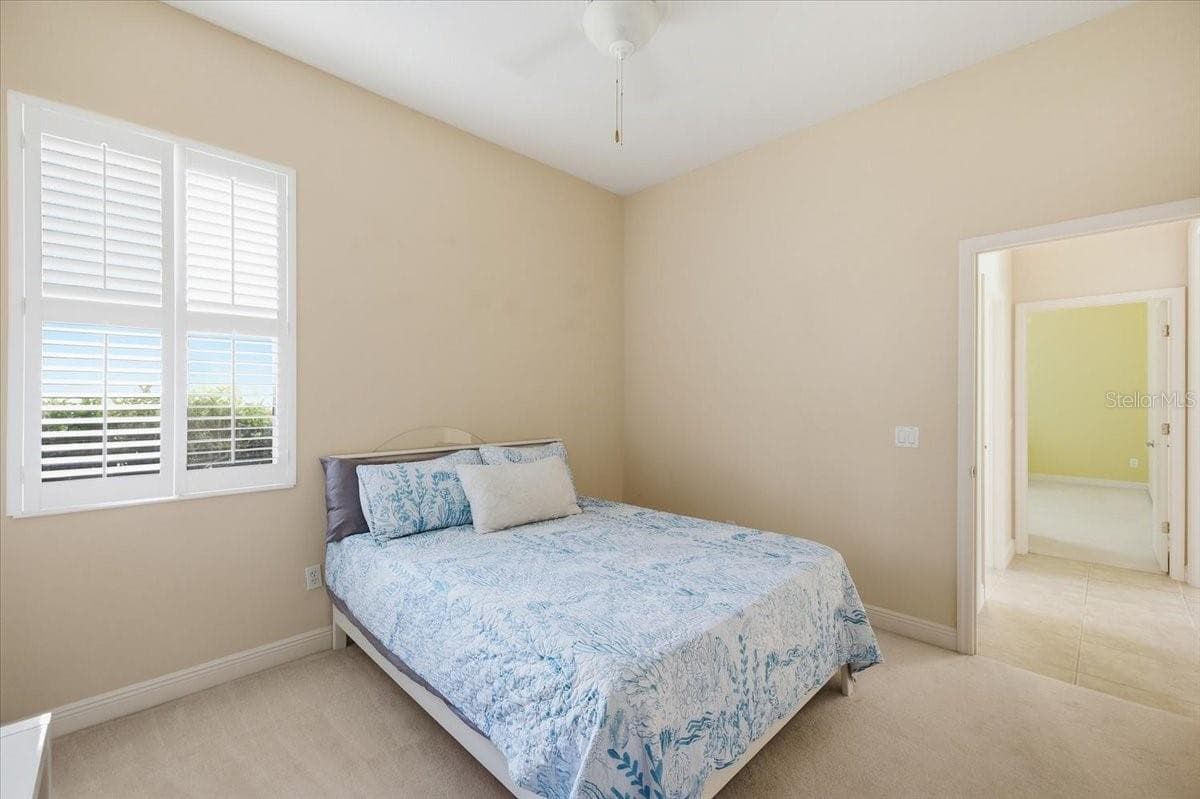 Single Family Residence at 2400 LITTLE COUNTRY RD, PARRISH, photo 32 of 54