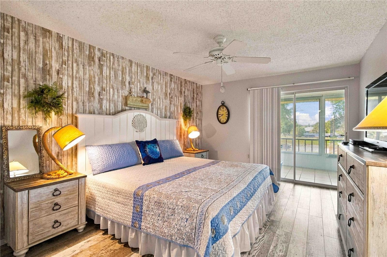 Spacious Primary Bedroom - 304 47TH AVENUE DR W #313, BRADENTON