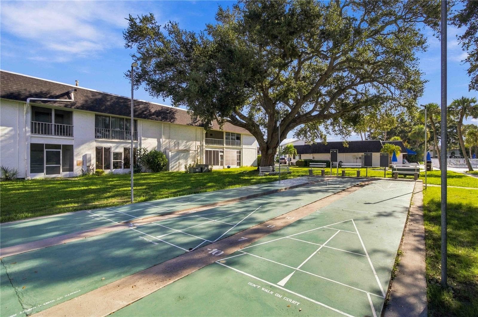 Condominium at 304 47TH AVENUE DR W #313, BRADENTON, photo 32 of 41