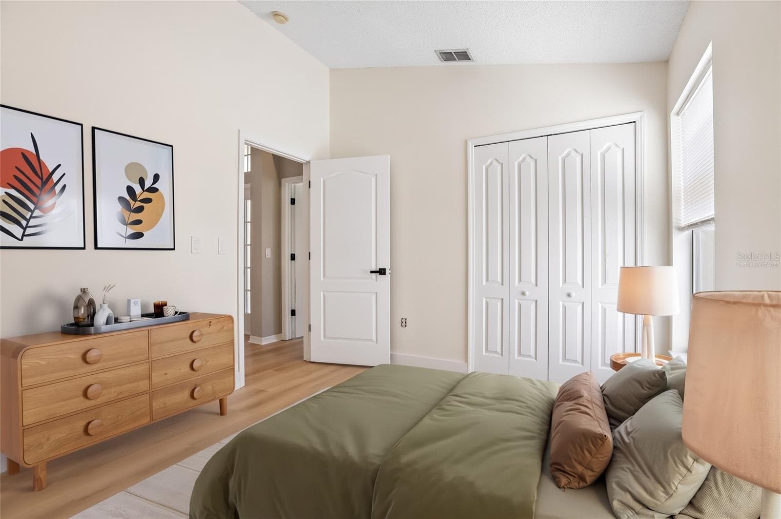 Virtually Staged - 2638 BIG PINE DR, HOLIDAY