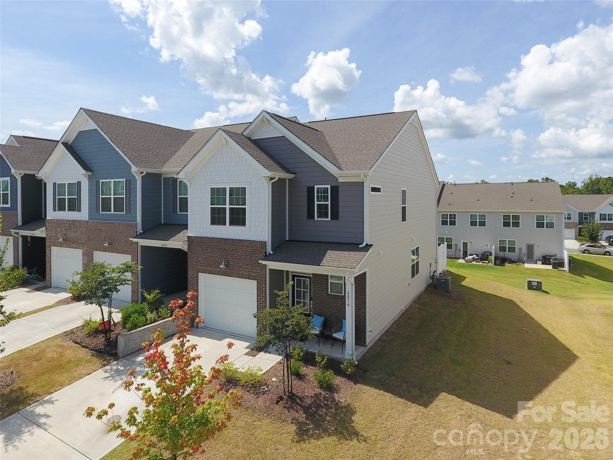 6016 Chelsea Oaks Ridge