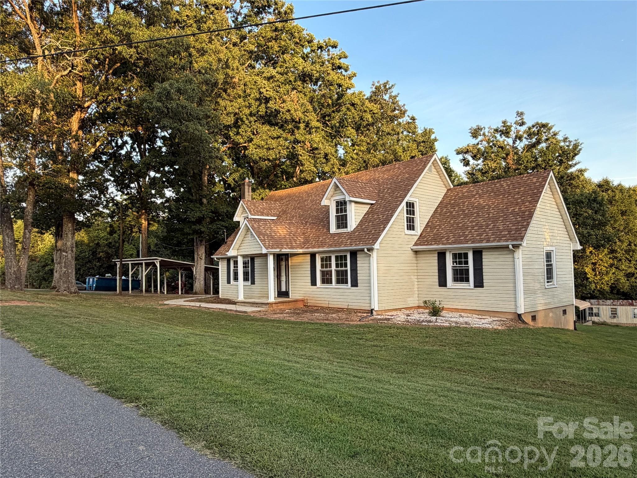 Single Family Residence at 3575 Huie Street, Newton, photo 3 of 23