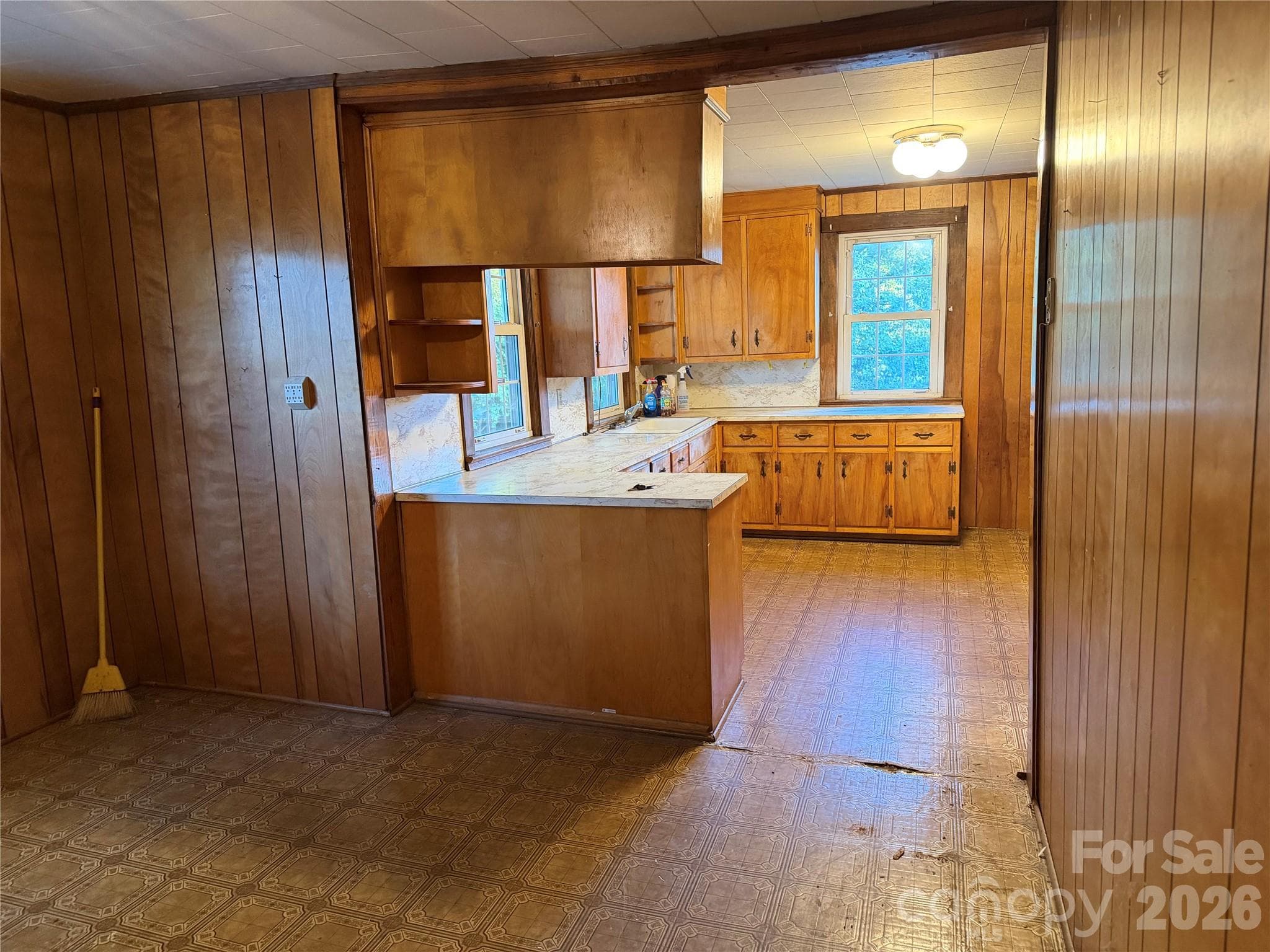 Single Family Residence at 3575 Huie Street, Newton, photo 4 of 23