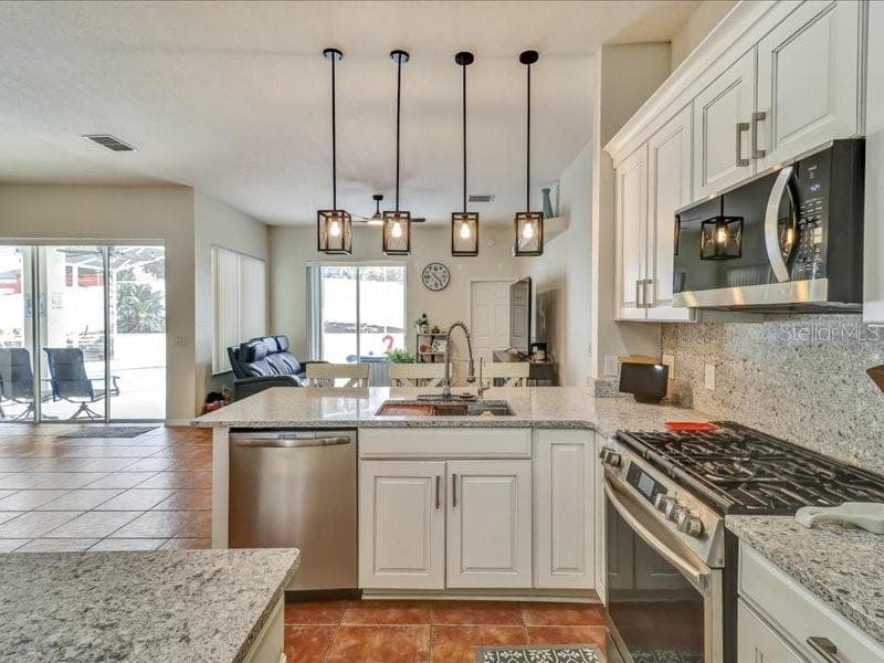 Single Family Residence at 247 WESTWIND DR, DAVENPORT, photo 18 of 40