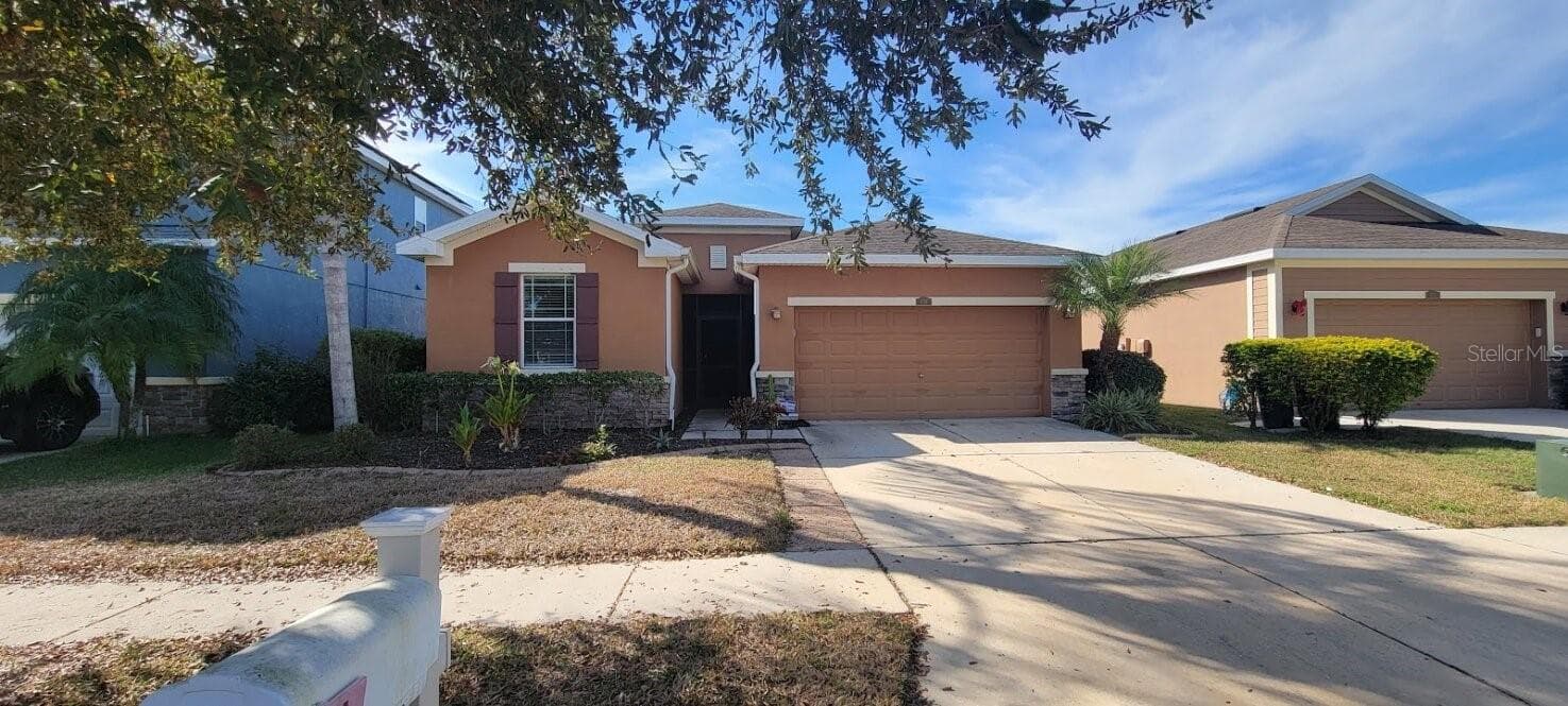 1739 BONITA BLUFF CT