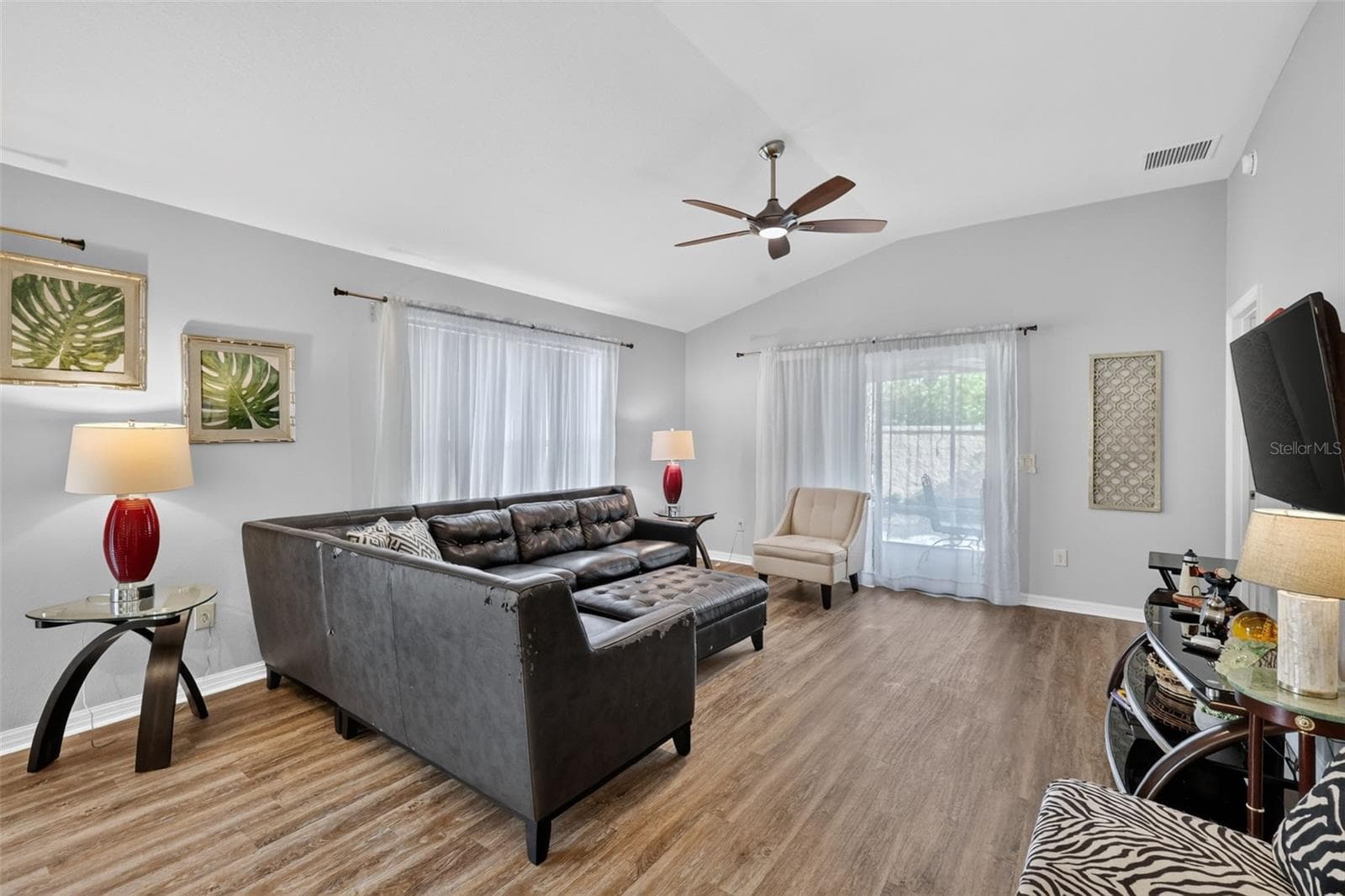 Living Room - 2961 KRAMER CT, THE VILLAGES