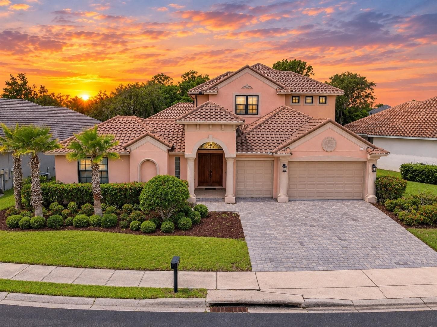 Welcome Home! - 2557 HERITAGE GREEN AVE, DAVENPORT
