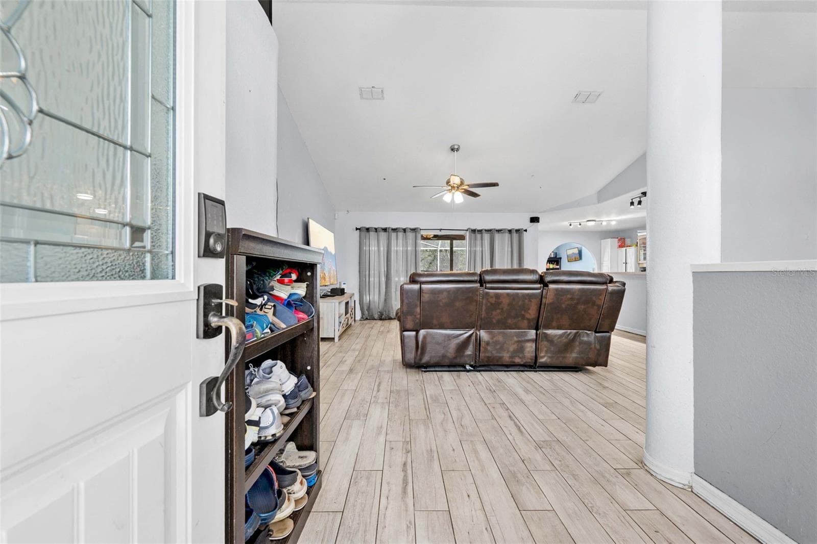 Single Family Residence at 13925 ECHO MOUNTAIN DR, HUDSON, photo 5 of 59