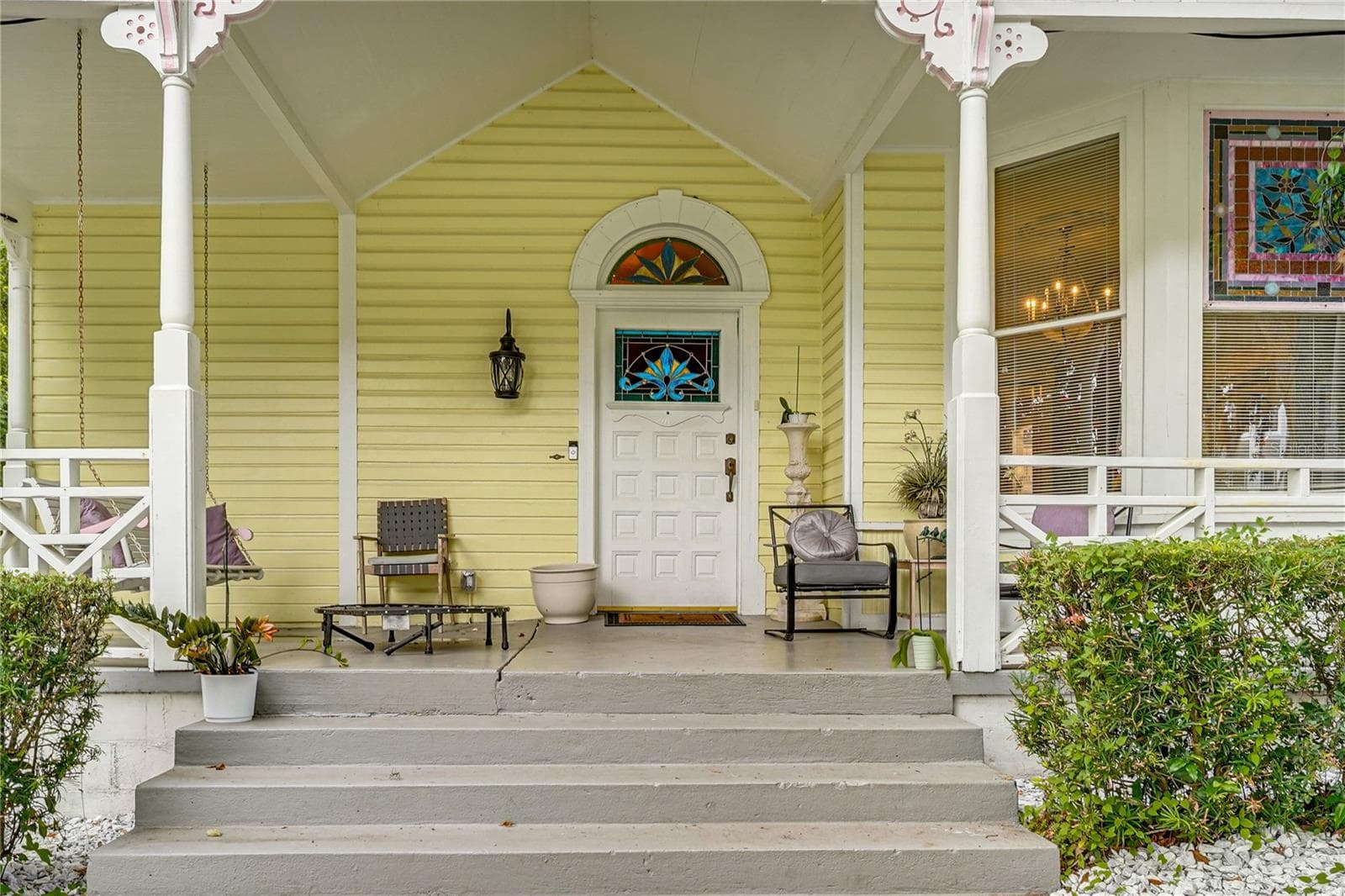 Covered Front Porch and Main Entry - 743 E FORT KING ST, OCALA