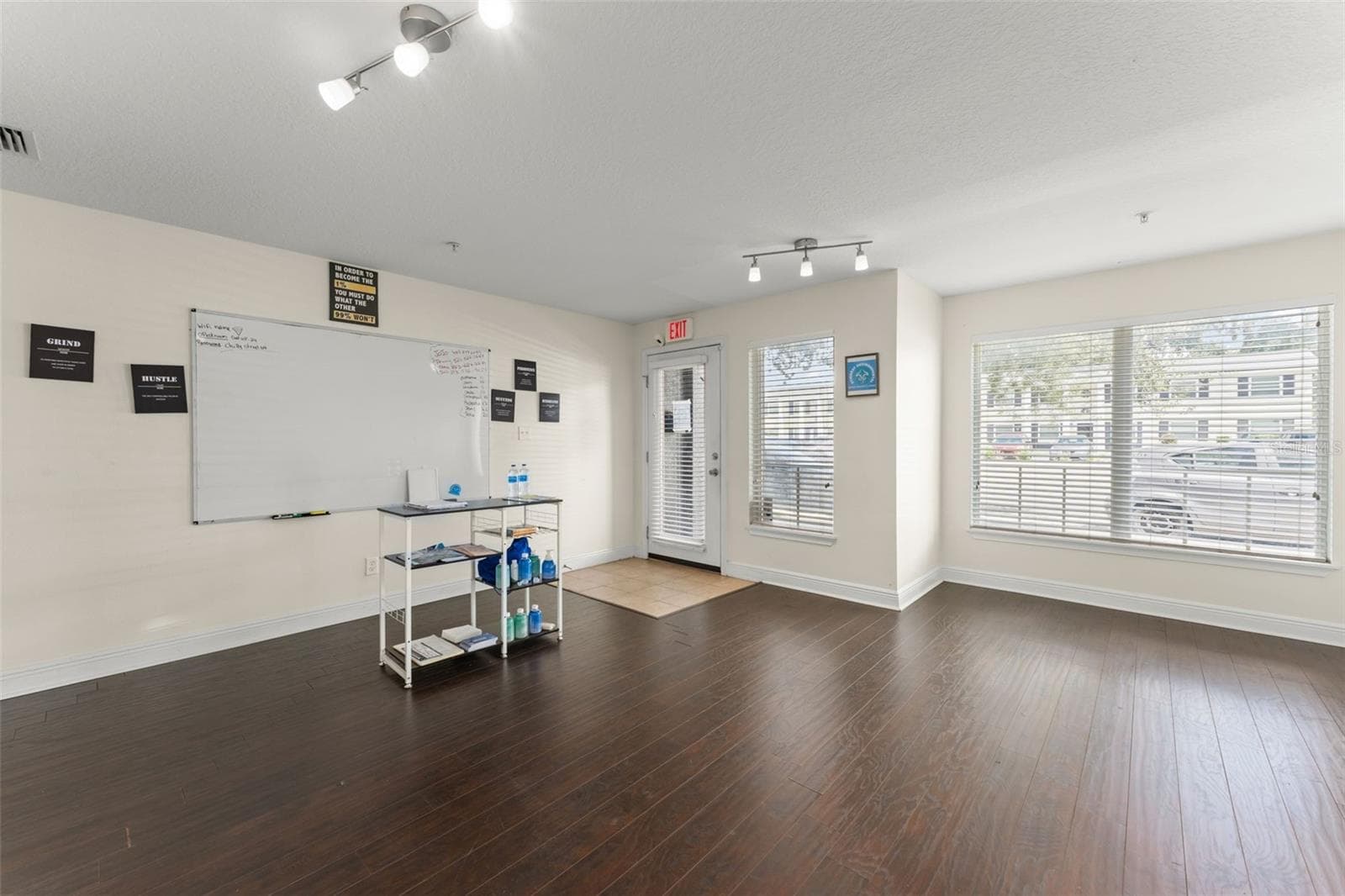 Mixed Use at 136 S BUMBY AVE #2, ORLANDO, photo 5 of 49