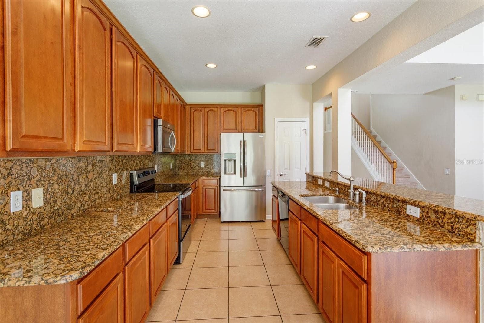 Single Family Residence at 14850 WINDIGO LN, ORLANDO, photo 6 of 33