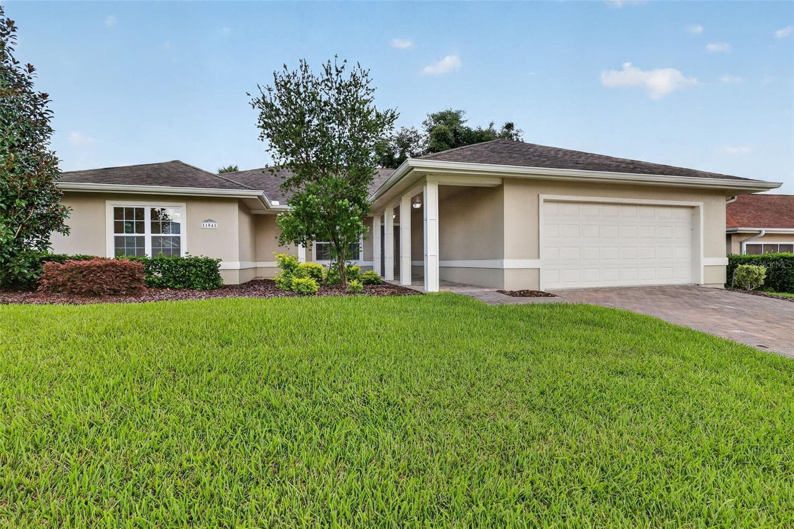 WELL MAINTAINED LANDSCAPE - 11041 SE 174TH LOOP, SUMMERFIELD