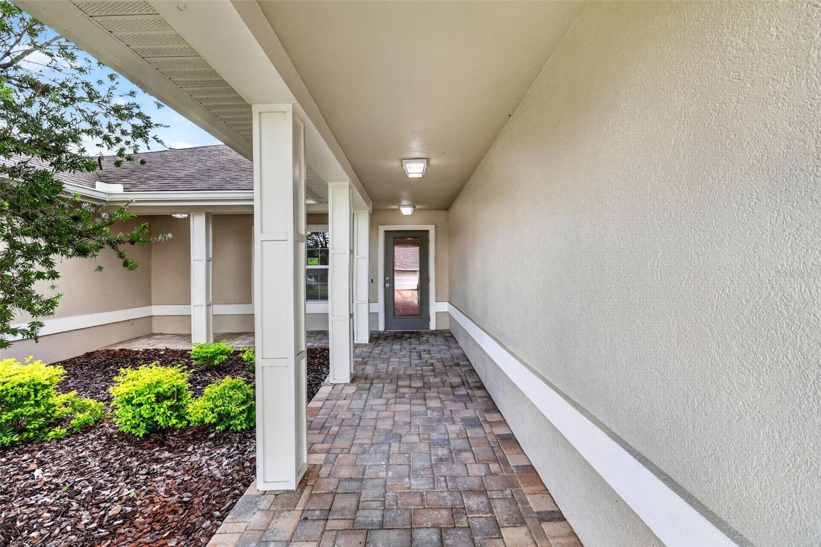BRICK PAVED ENTRYWAY - 11041 SE 174TH LOOP, SUMMERFIELD