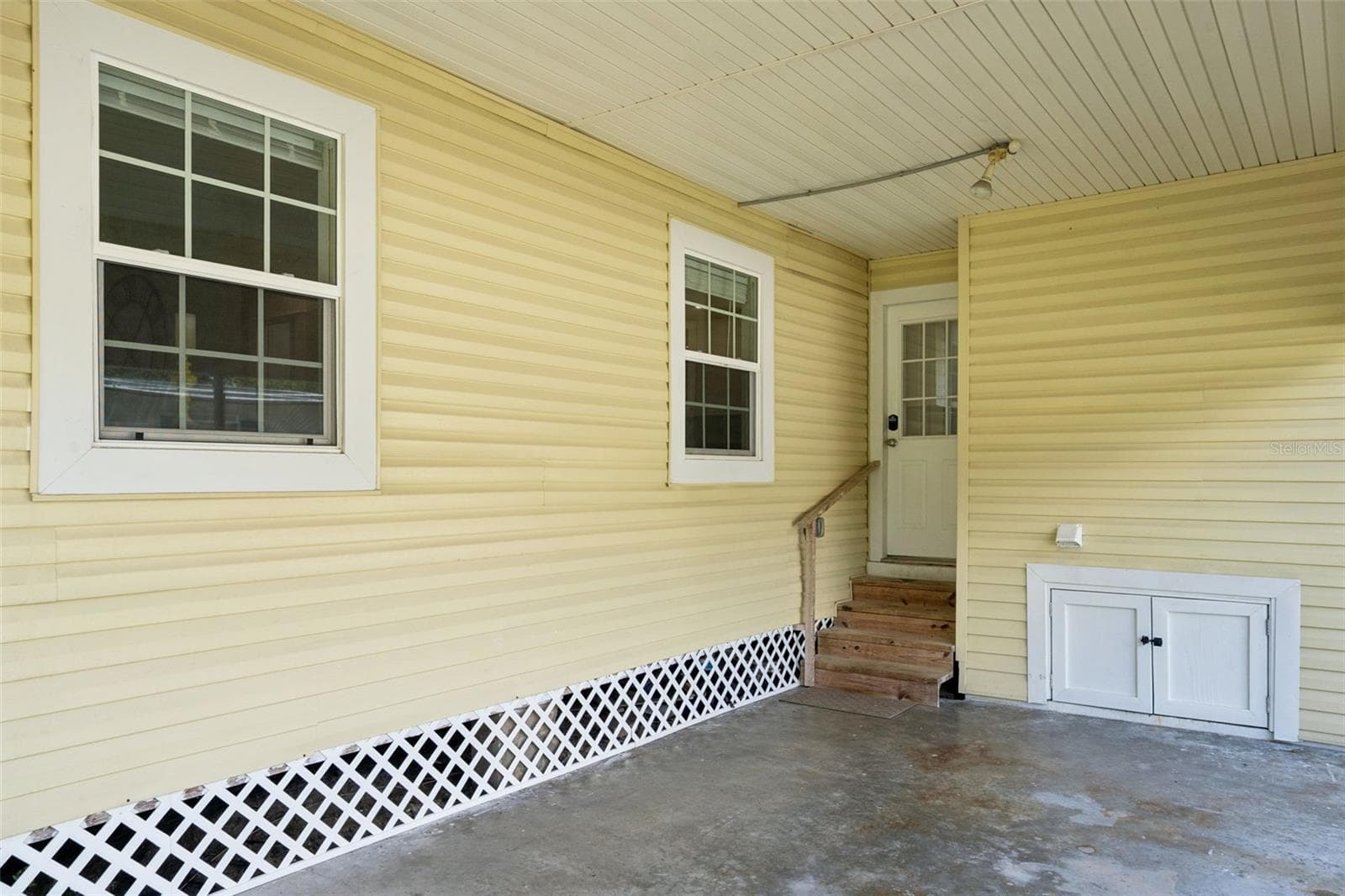 Carport - 325 W NEWELL ST, WINTER GARDEN
