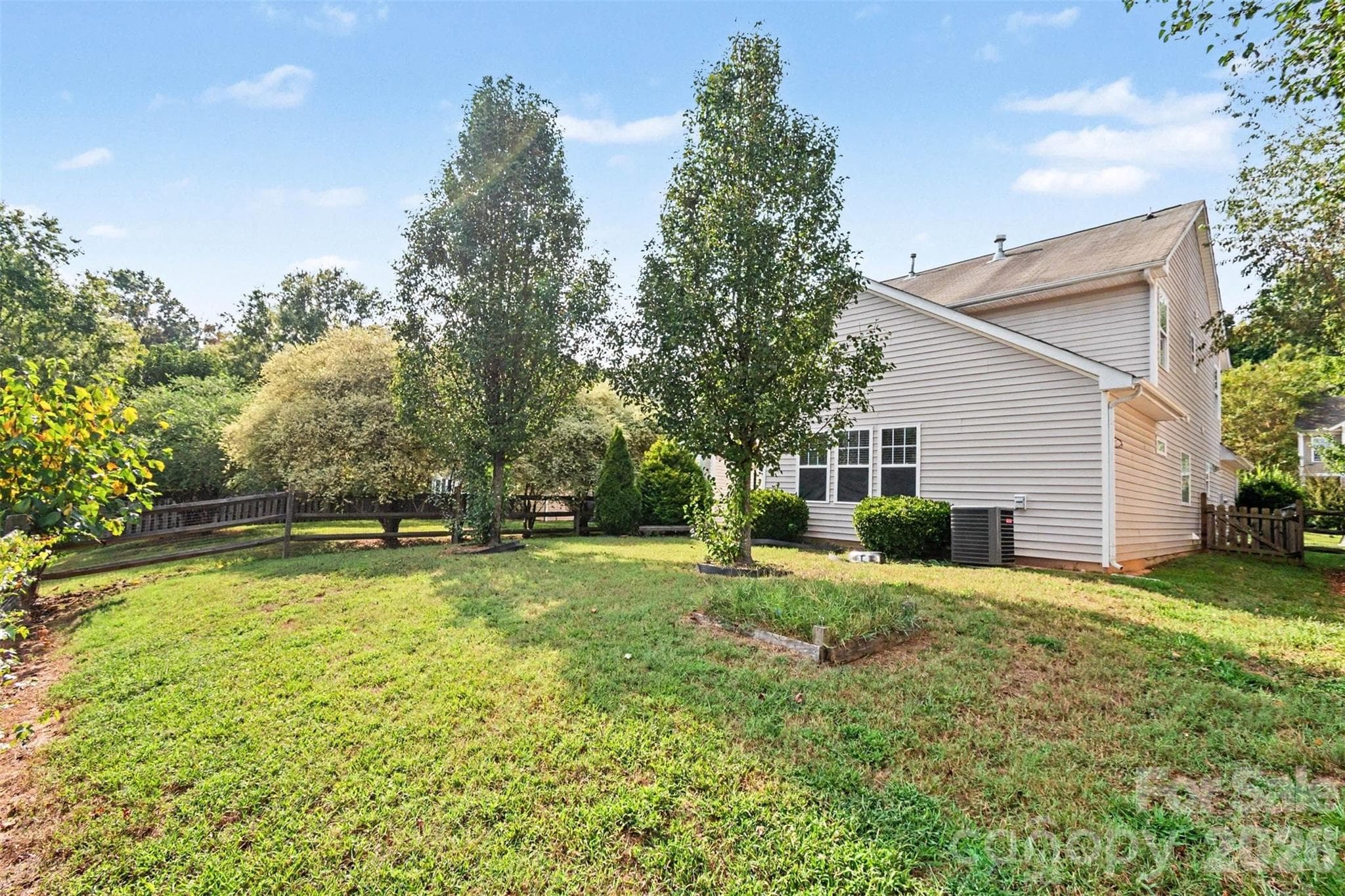 Single Family Residence at 1512 Bitter Creek Drive, Charlotte, photo 26 of 28