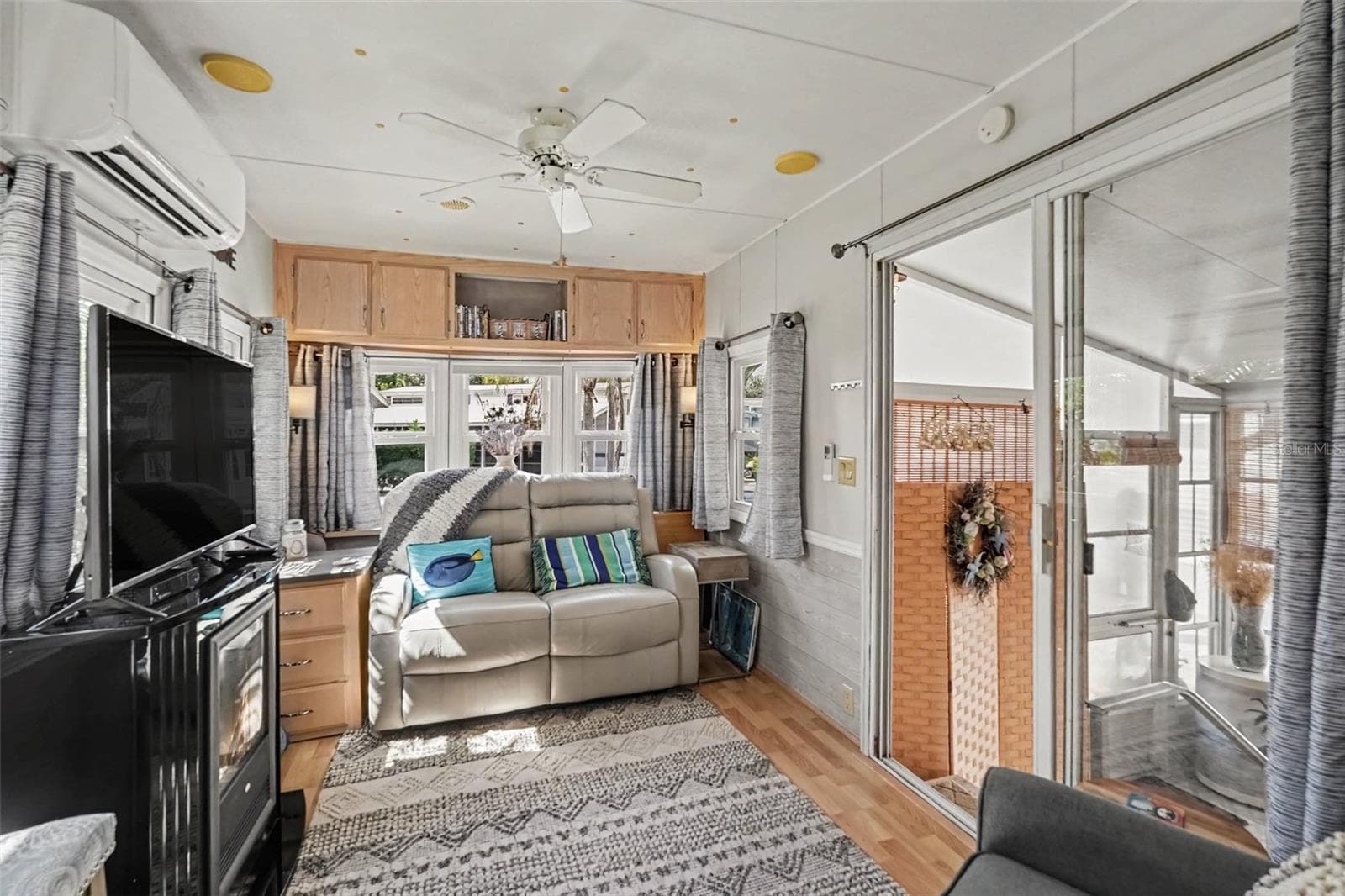 Manufactured Home at 616 PIER LN, MELBOURNE BEACH, photo 9 of 26