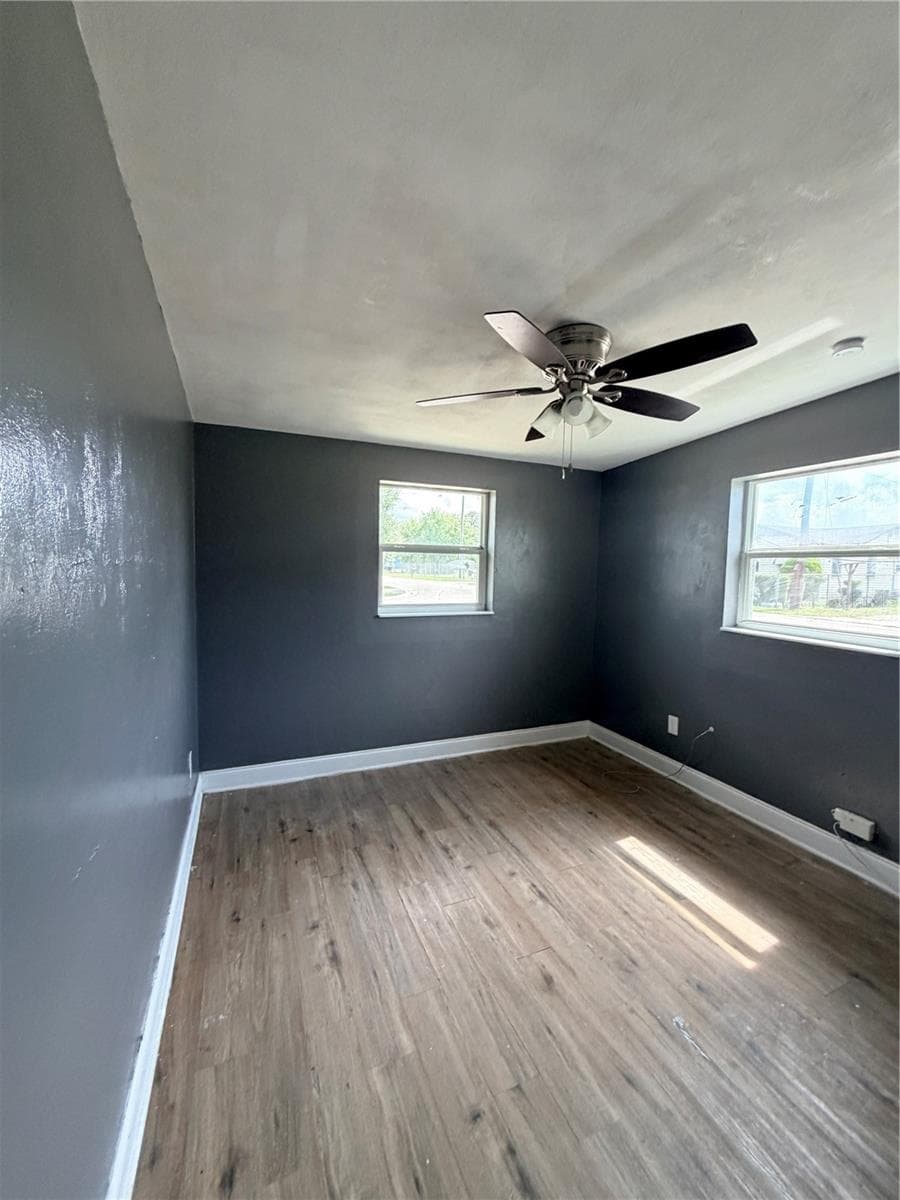 Single Family Residence at 3400 SUNSET DR W, WINTER HAVEN, photo 14 of 18