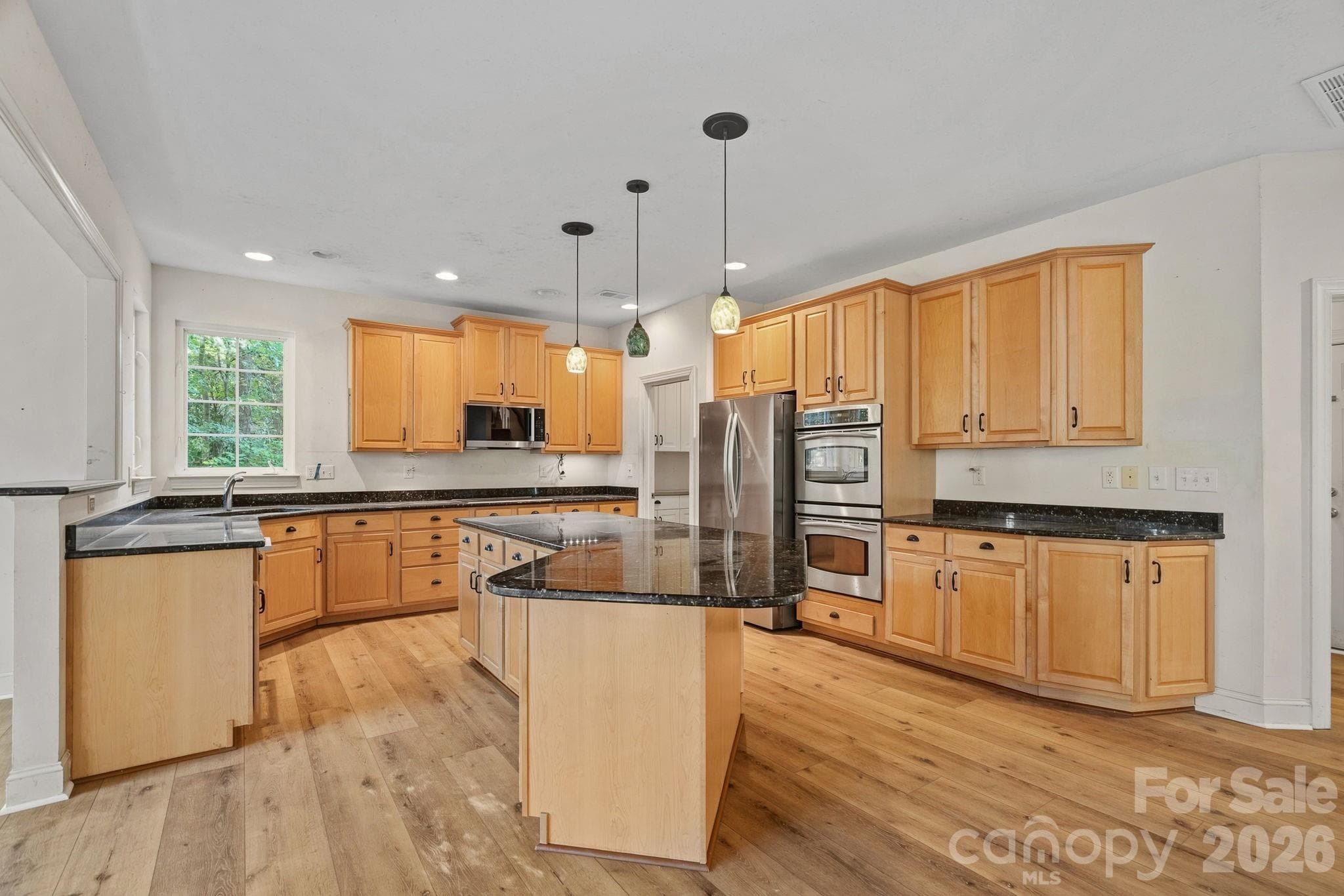 Single Family Residence at 6213 Savannah Grace Lane, Huntersville, photo 15 of 46