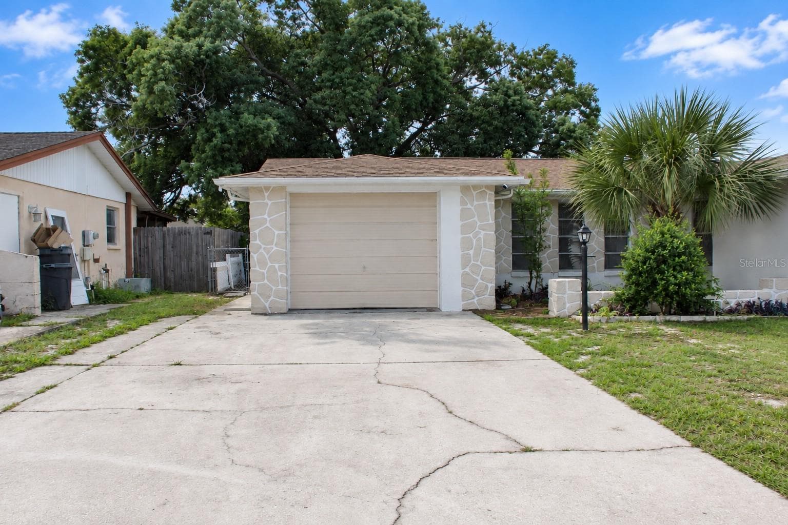 Single Family Residence at 7904 JUDITH CRES, PORT RICHEY, photo 4 of 44