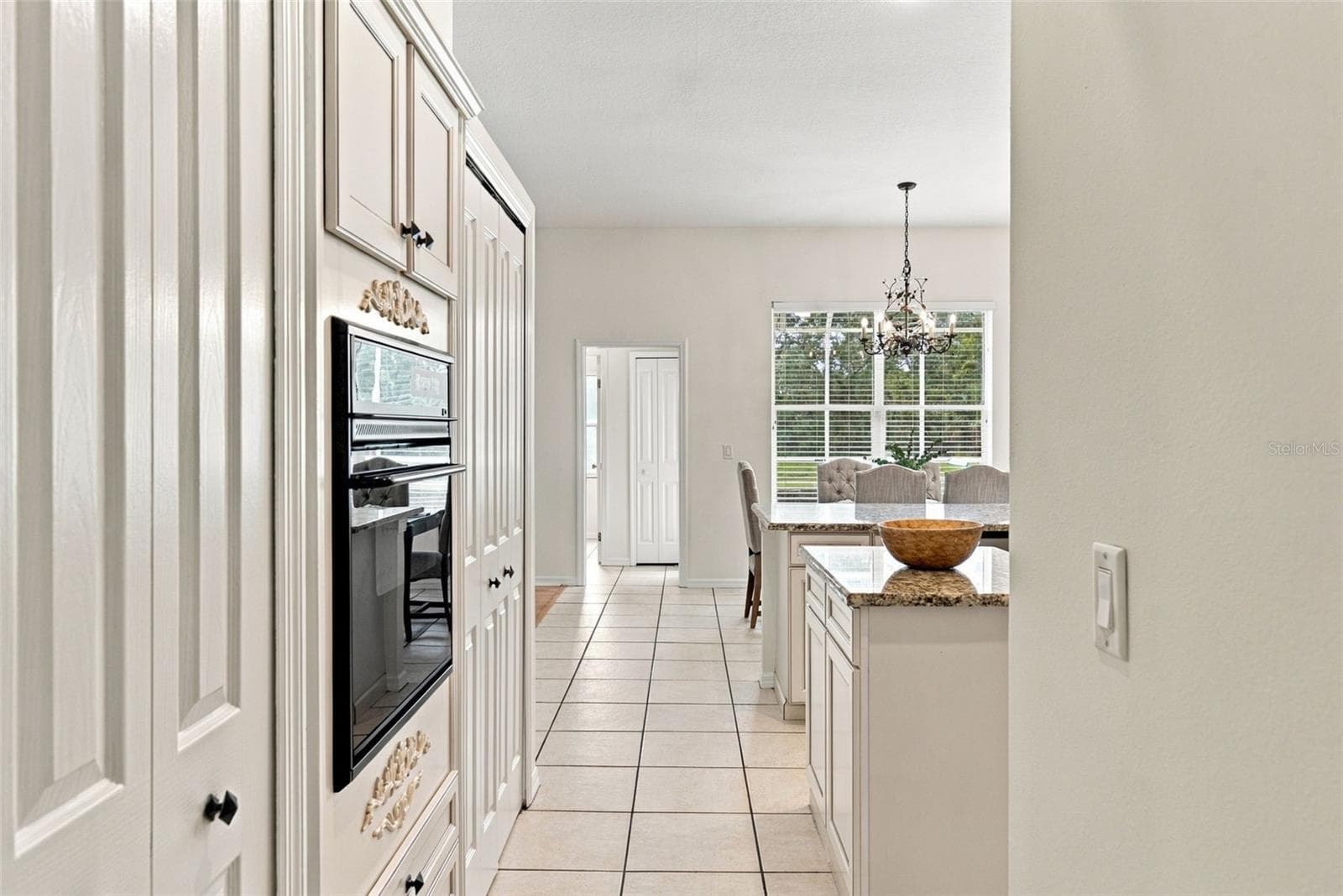 Single Family Residence at 12427 BRISTOL COMMONS CIR, TAMPA, photo 13 of 92