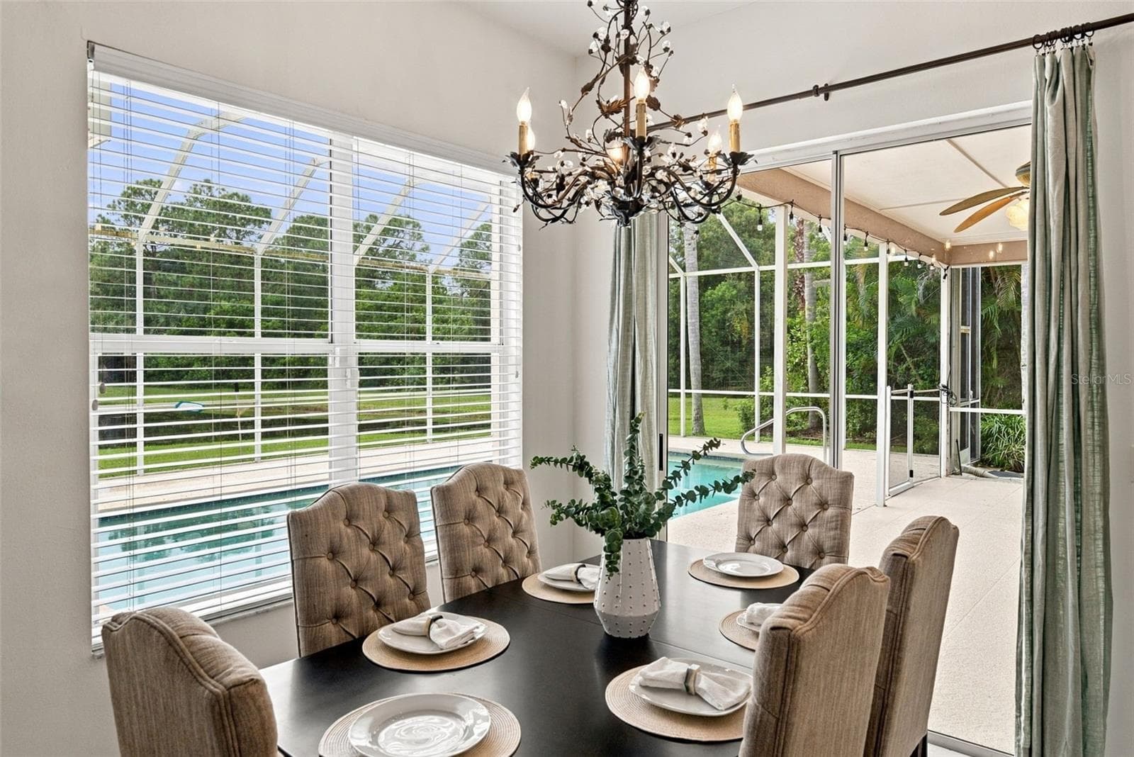 Single Family Residence at 12427 BRISTOL COMMONS CIR, TAMPA, photo 23 of 92