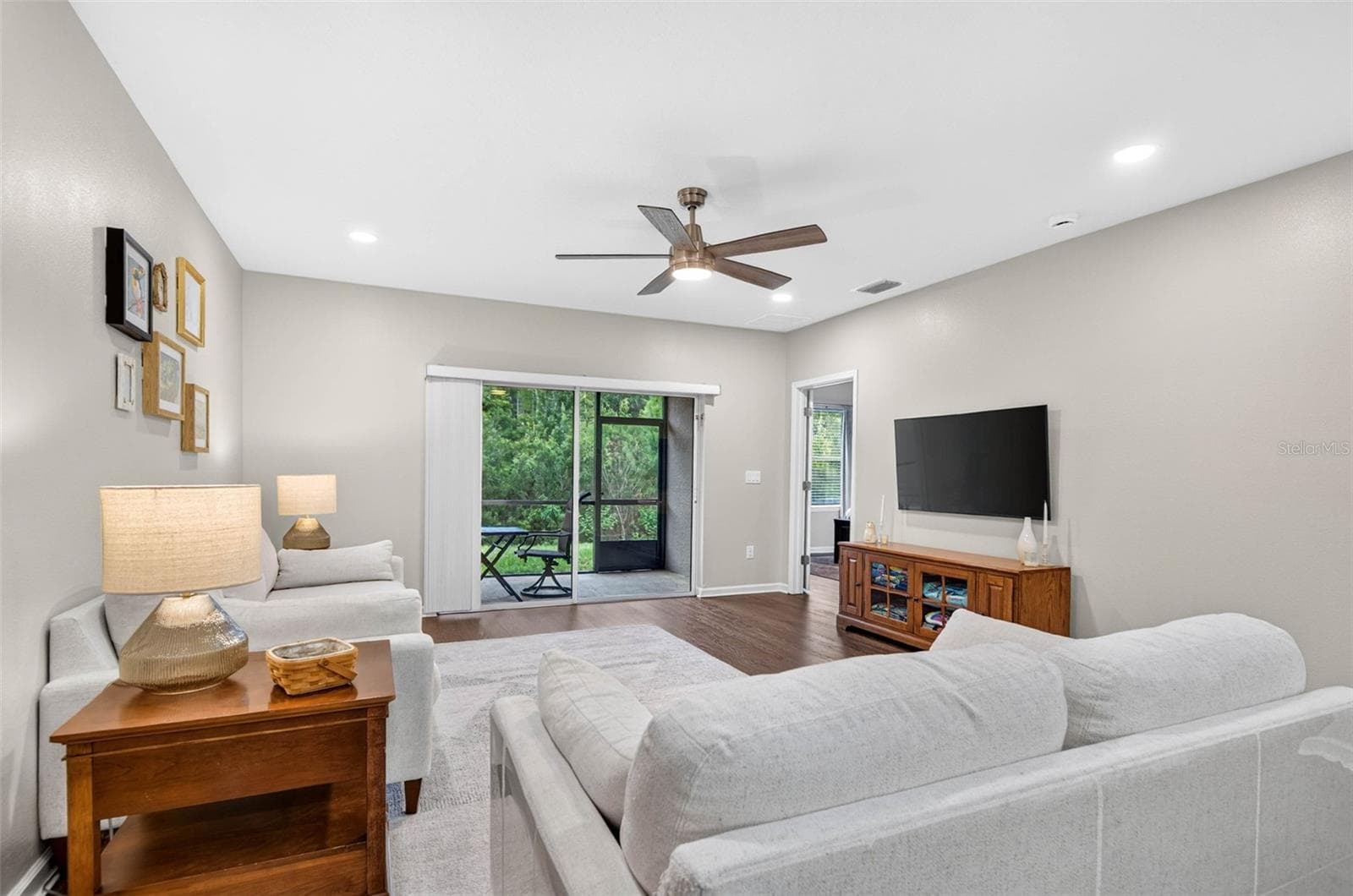 Villa at 18333 TURNING LEAF CIR, LAND O LAKES, photo 13 of 42