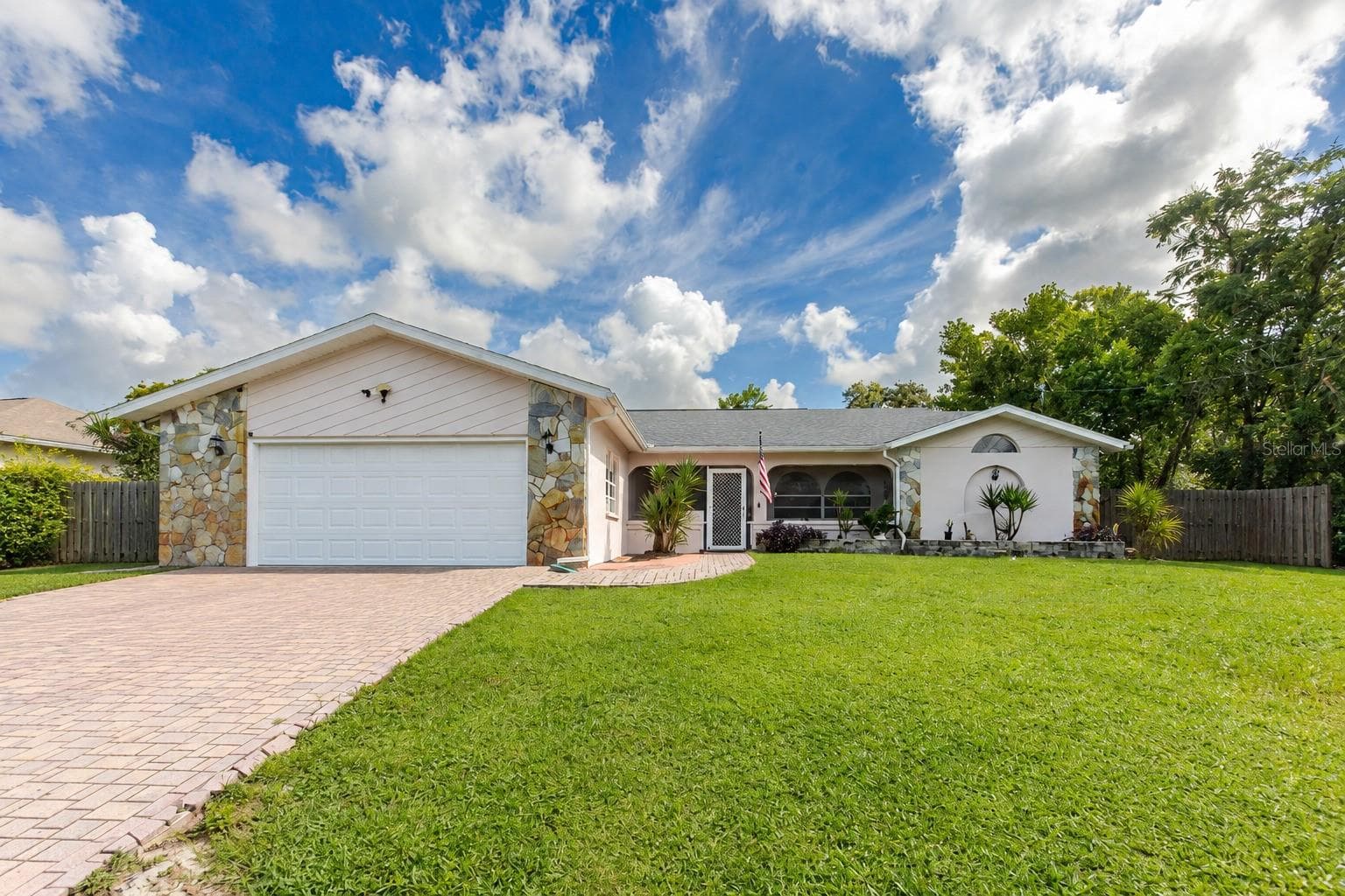 2066 GOLD RD