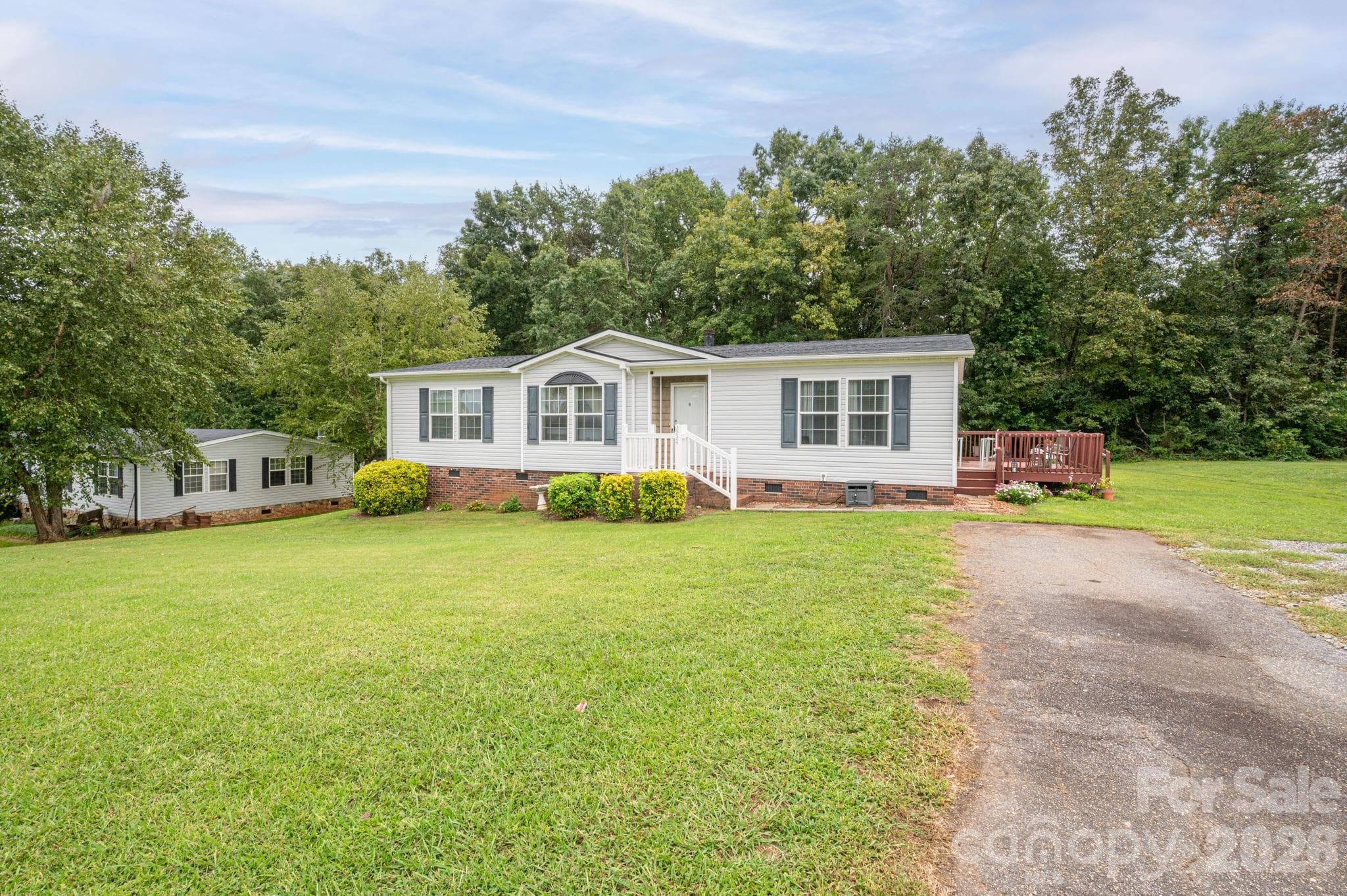 Front Right View - 2224 Sterling Ridge Drive, Newton