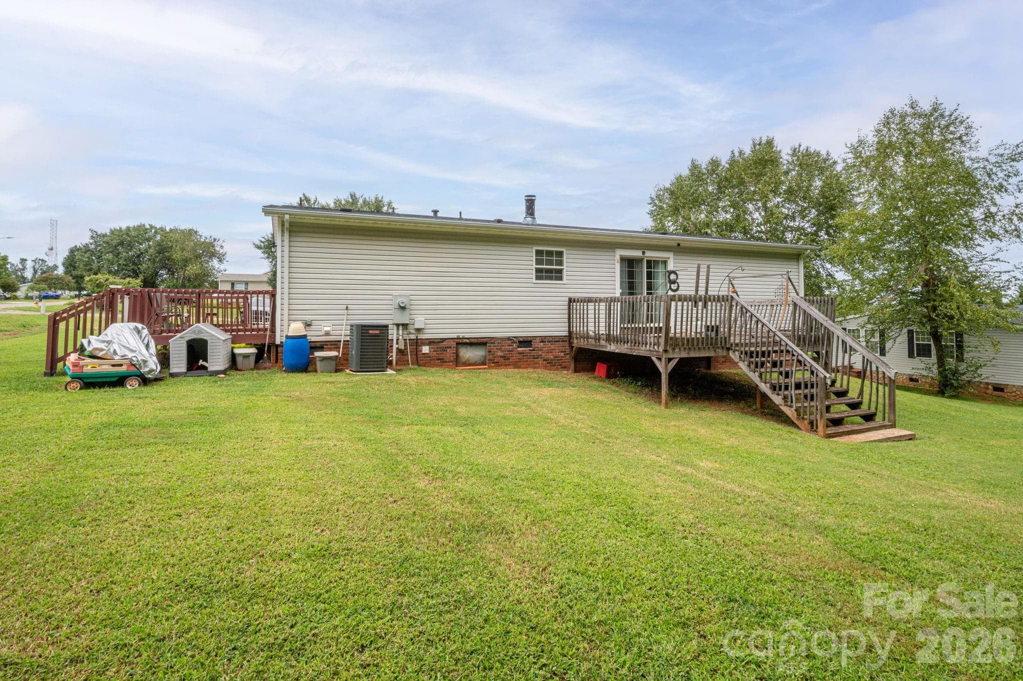 Reasr View - 2224 Sterling Ridge Drive, Newton