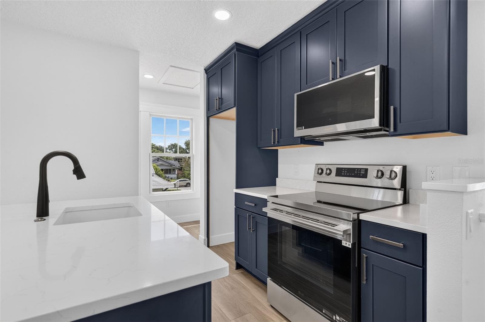 Single Family Residence at 323 E AMELIA ST, ORLANDO, photo 37 of 45