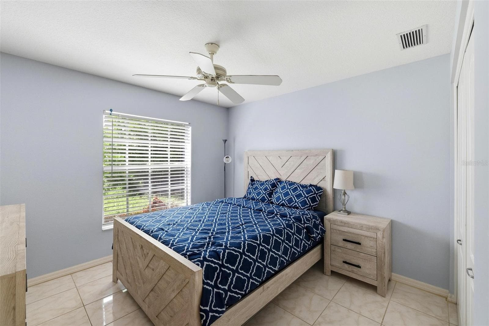 Single Family Residence at 9910 GULFSTREAM BLVD, ENGLEWOOD, photo 26 of 42