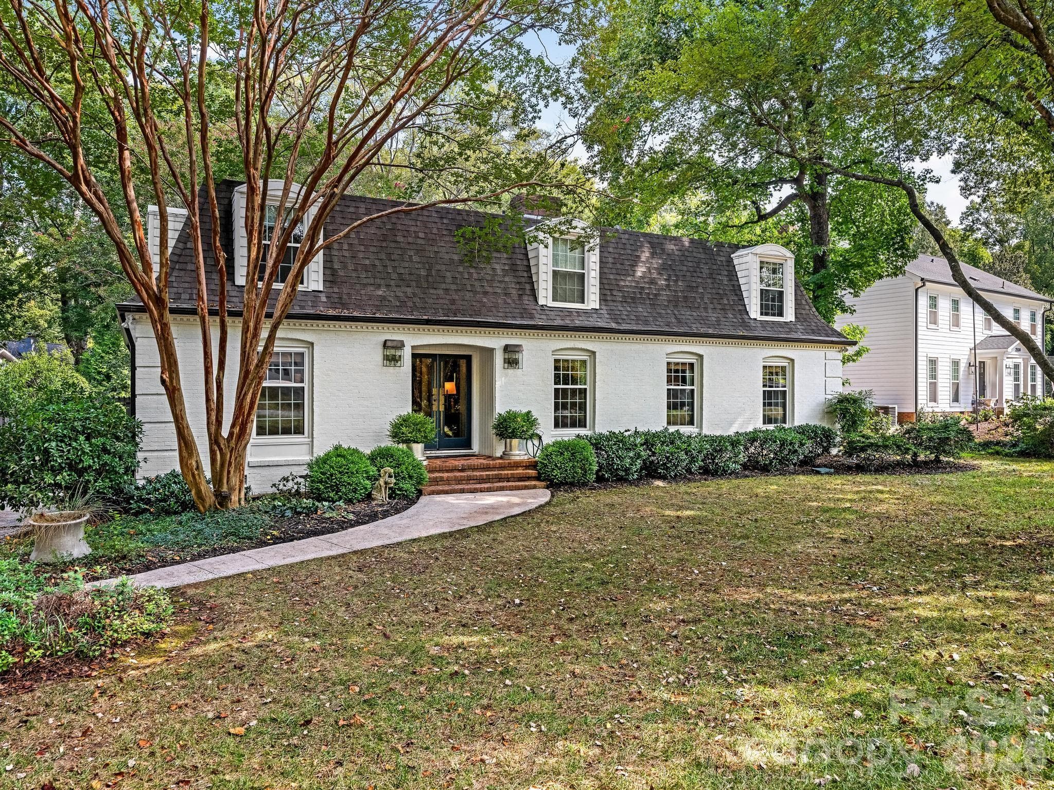 2516 Handley Place