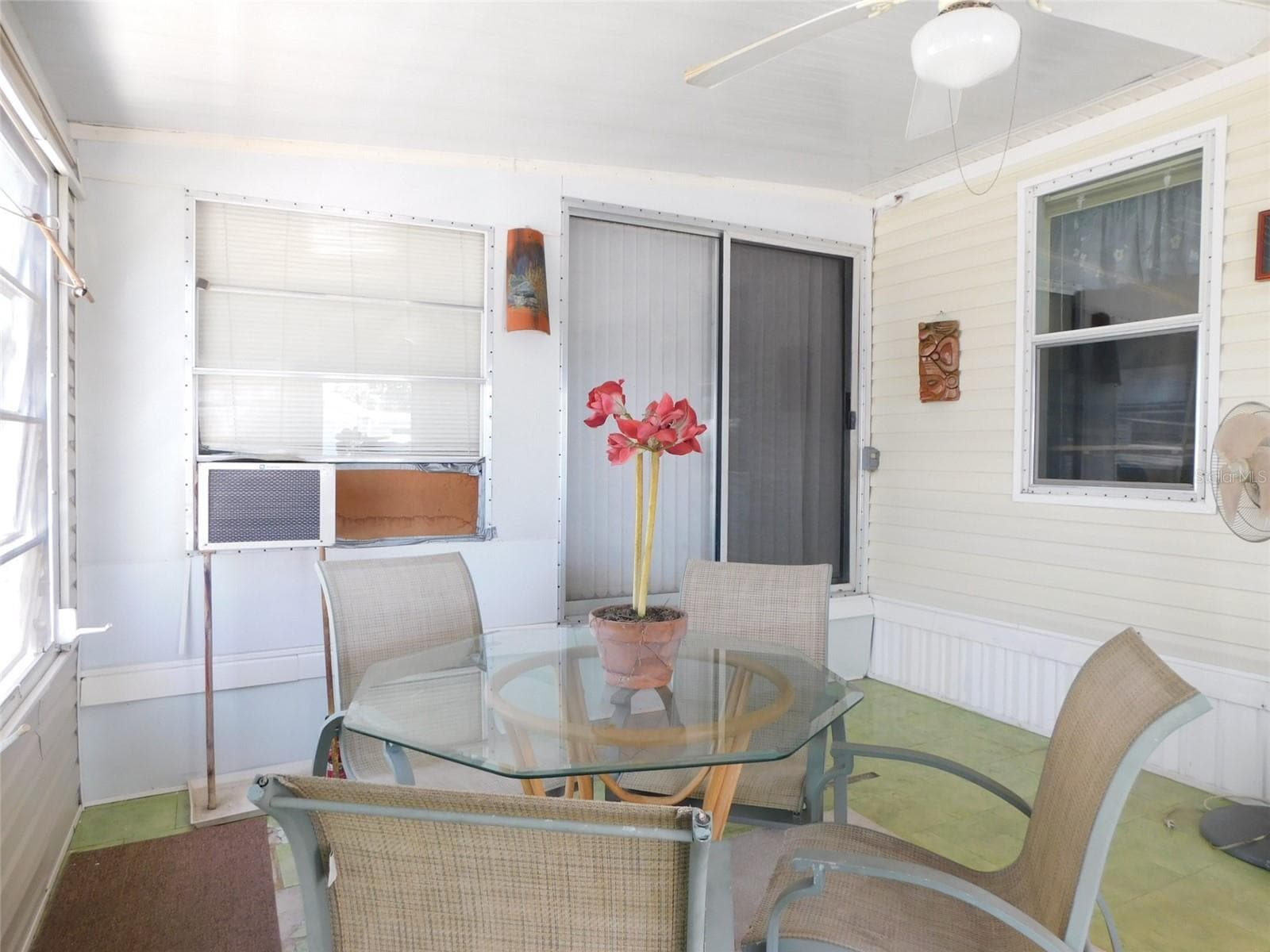 ENCLOSED LANAI - 7739 BLUFF BLVD #121, ZOLFO SPRINGS