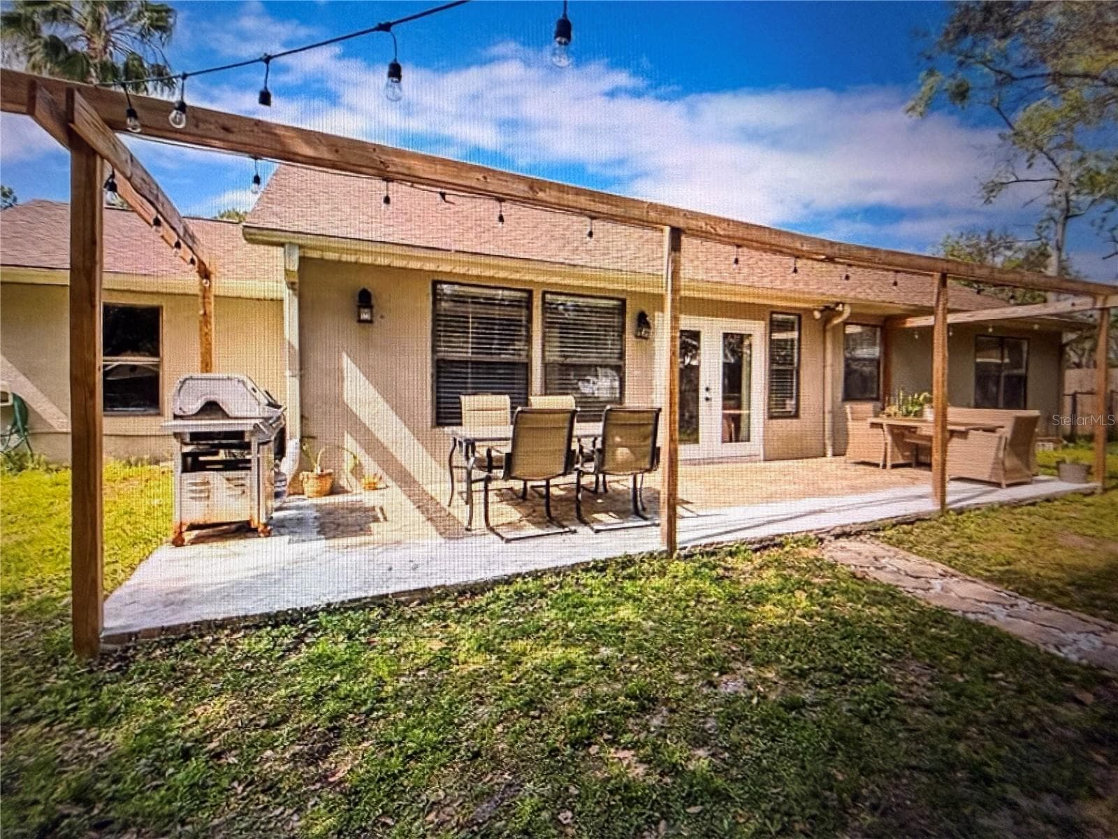 Single Family Residence at 3189 SAINT JAMES AVE, DELTONA, photo 12 of 19