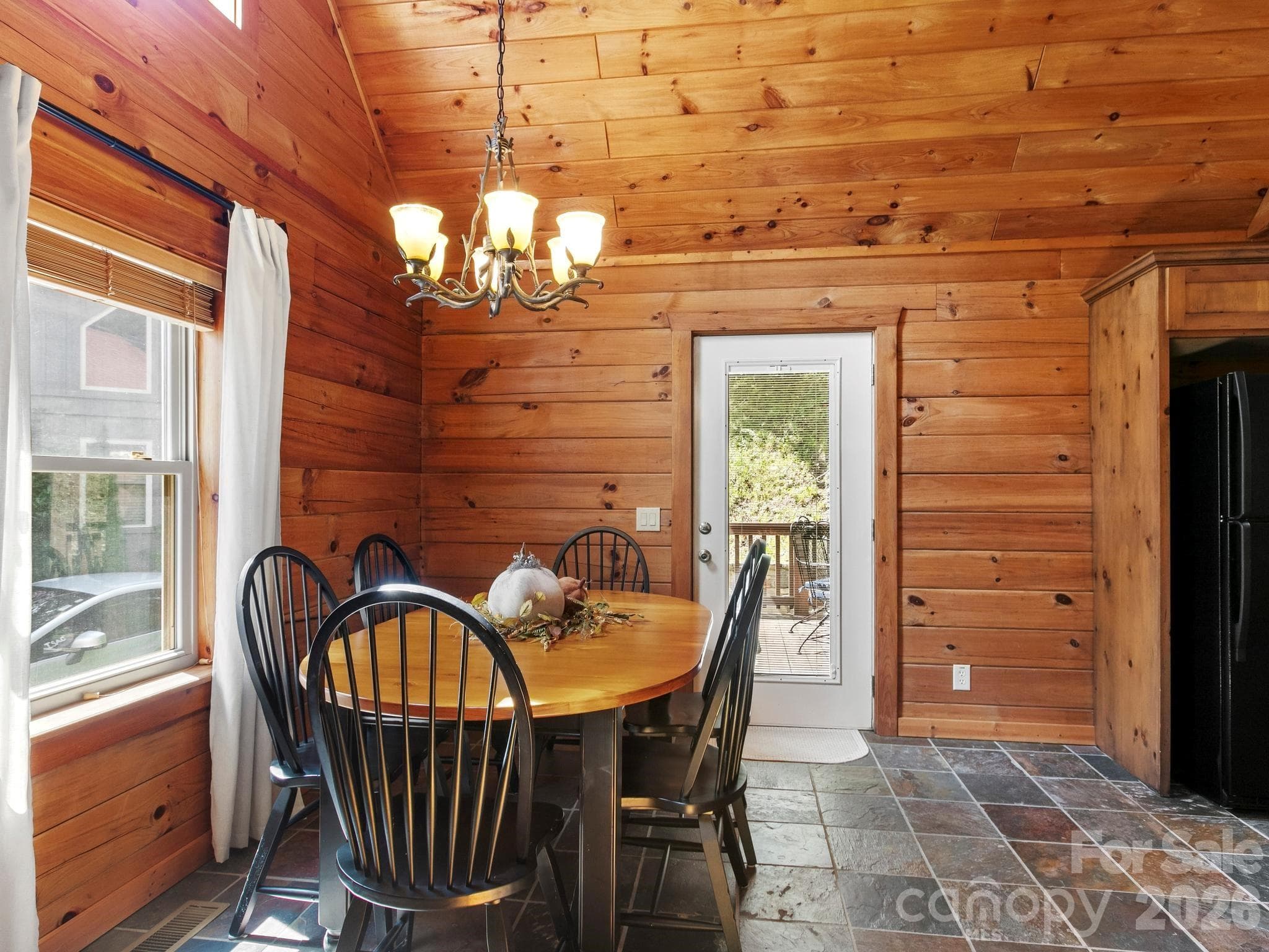 Dining area. - 72 Cottontail Trail, Maggie Valley