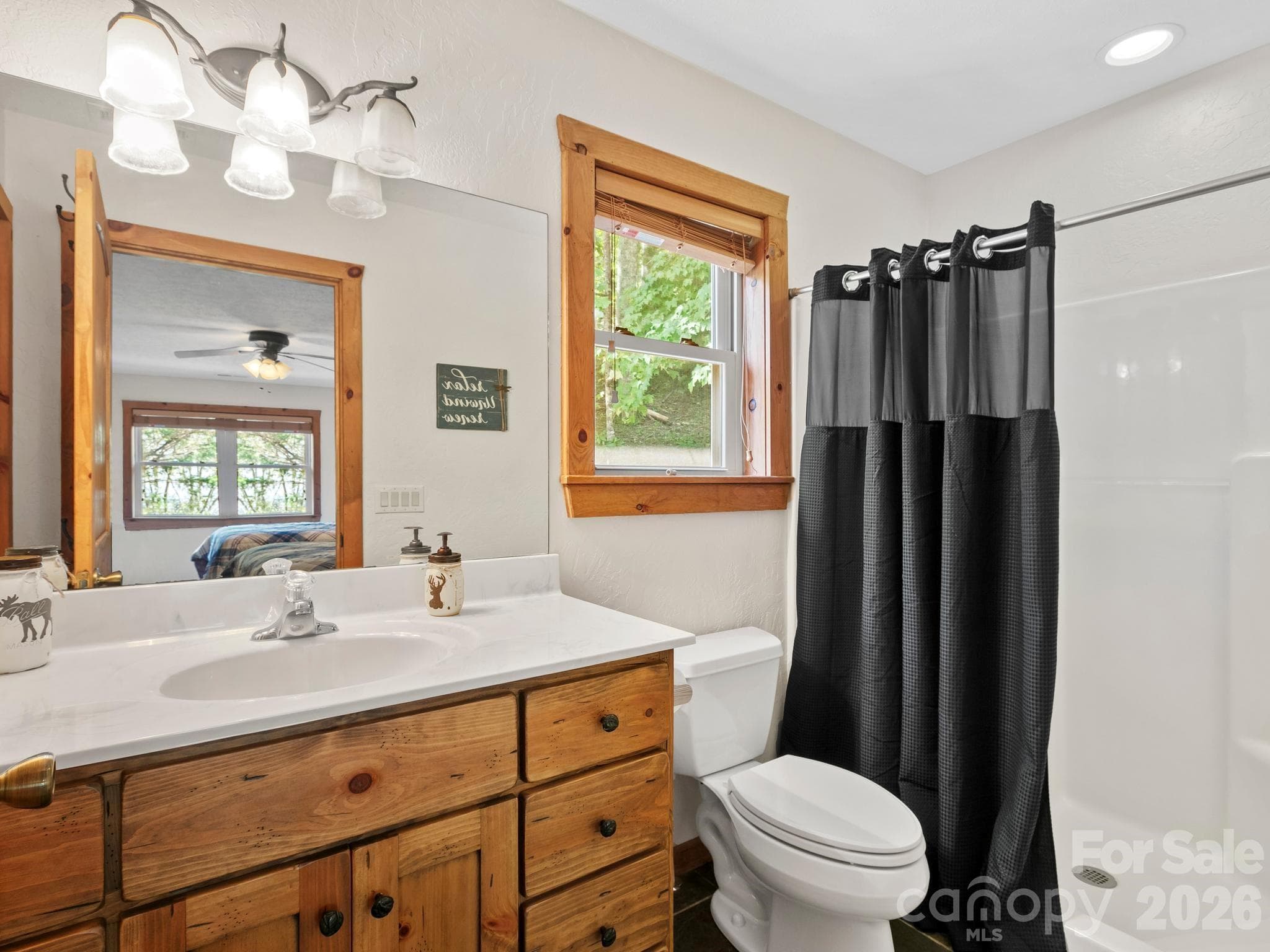 Upstairs guest full bathroom. - 72 Cottontail Trail, Maggie Valley